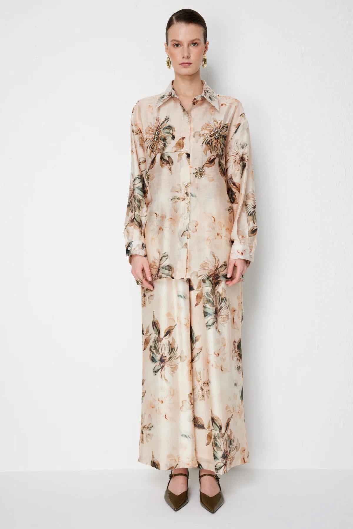 Çiçek Desenli Bol Paça Pantolon