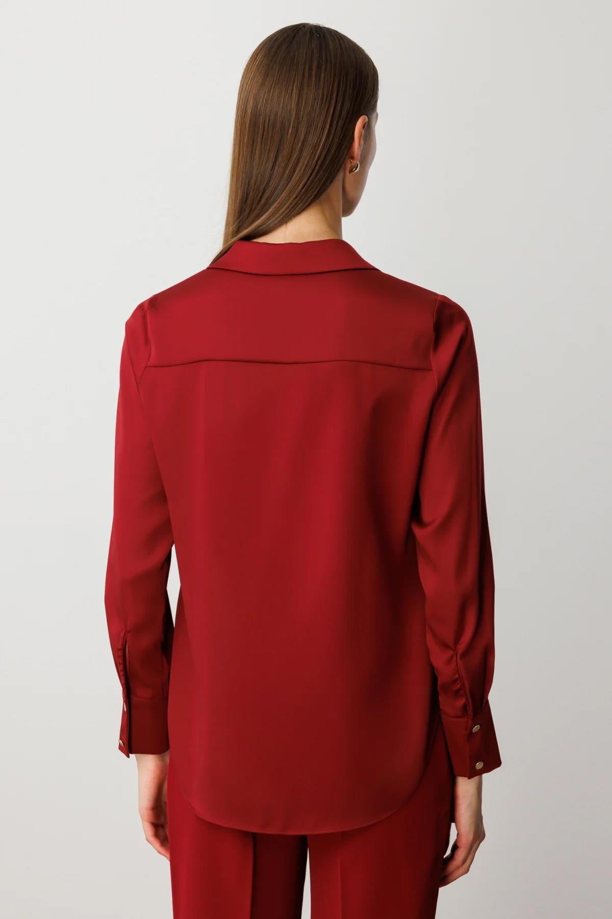 Düğmeli Saten Bluz