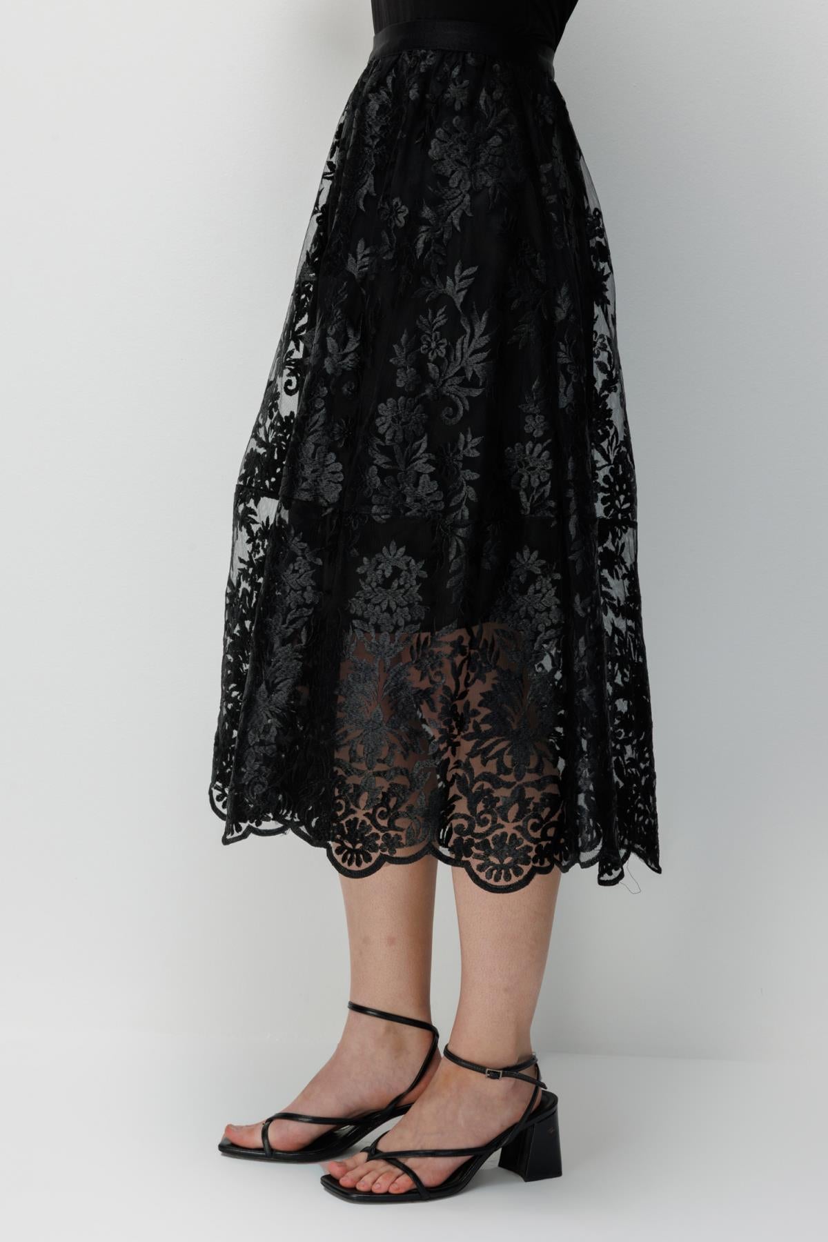Floral Embroidered Jacquard Midi Skirt