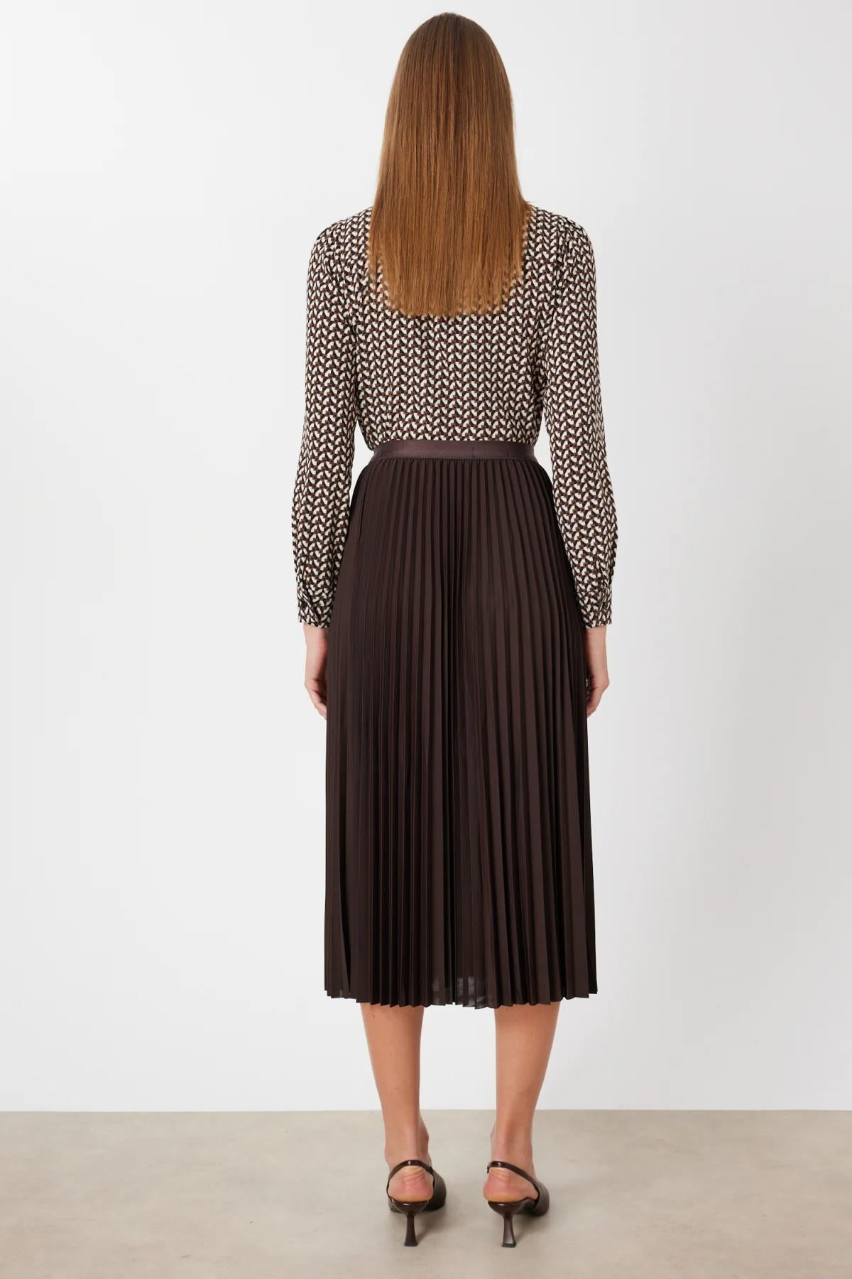 Piliseli Midi Boy Etek