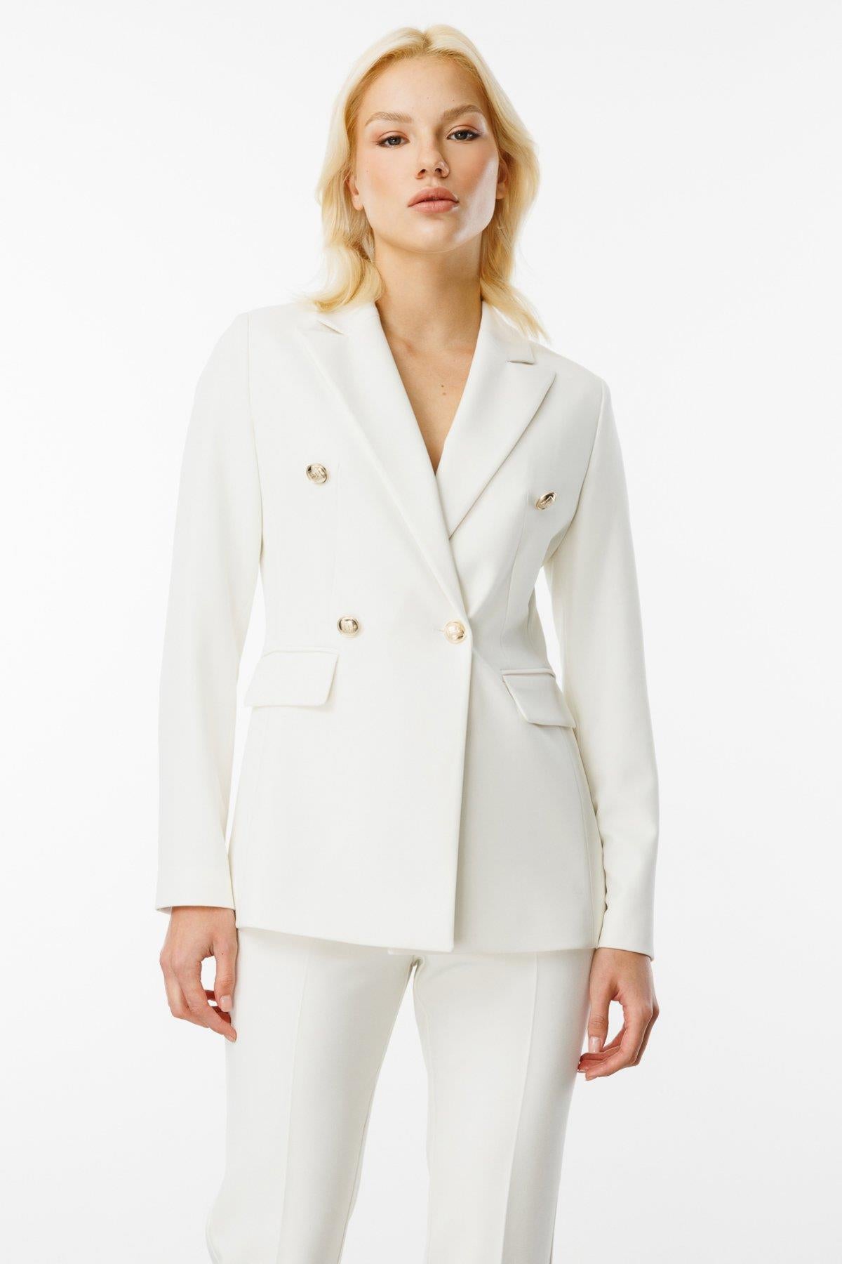 سترة ذات ياقة مزدوجة الصدر وجيوب قابلة للطي