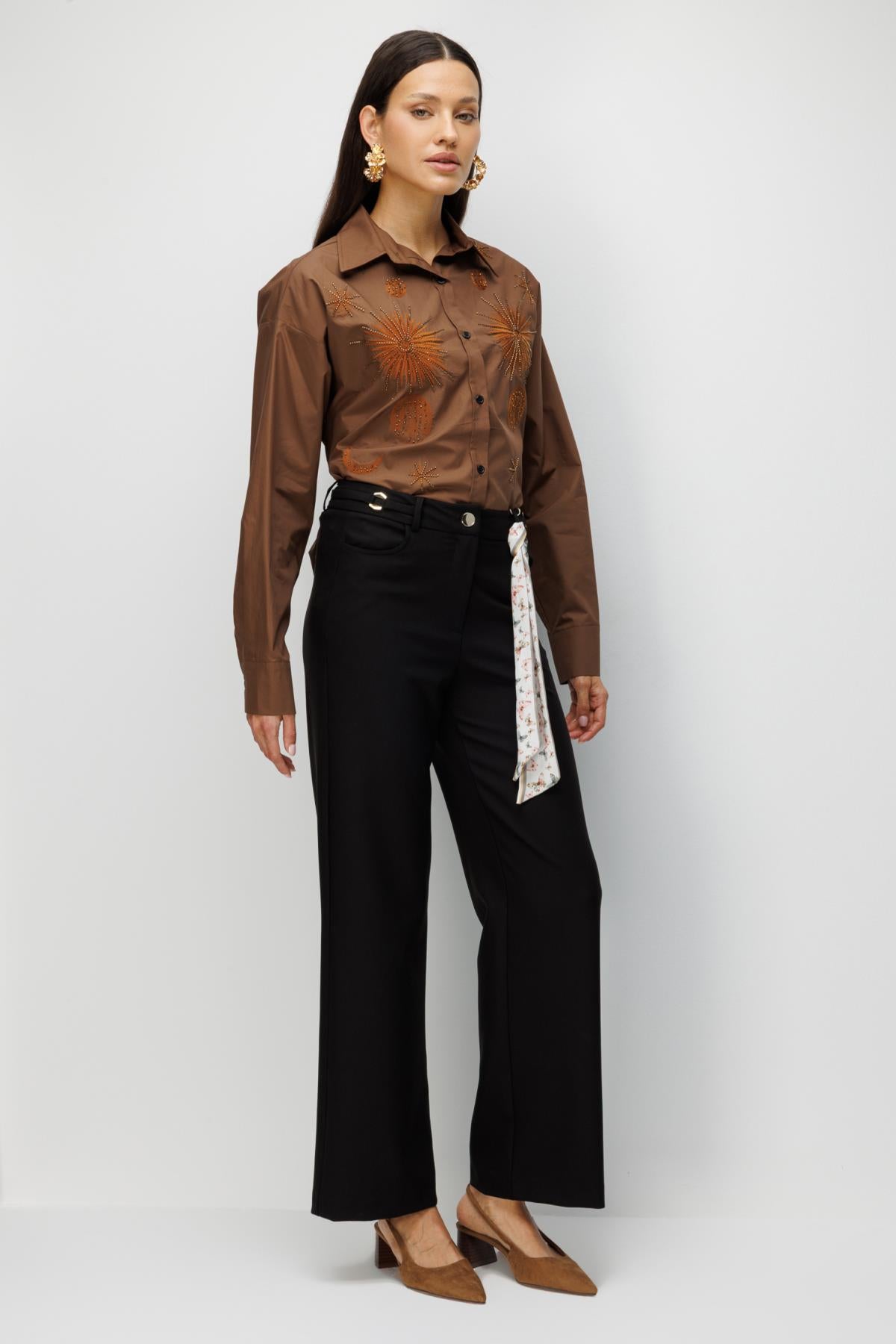 Beli Metal Aksesuarlı Bol Paça Pantolon