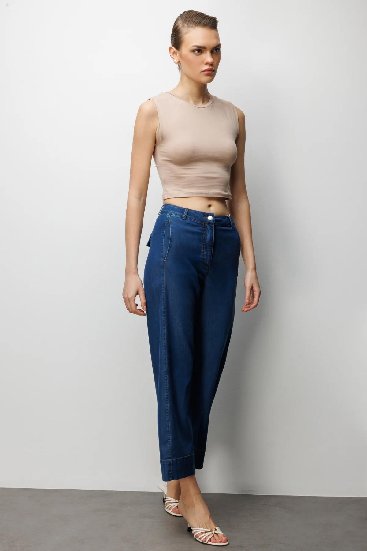 Yüksek Bel Kısa Paça Pantolon