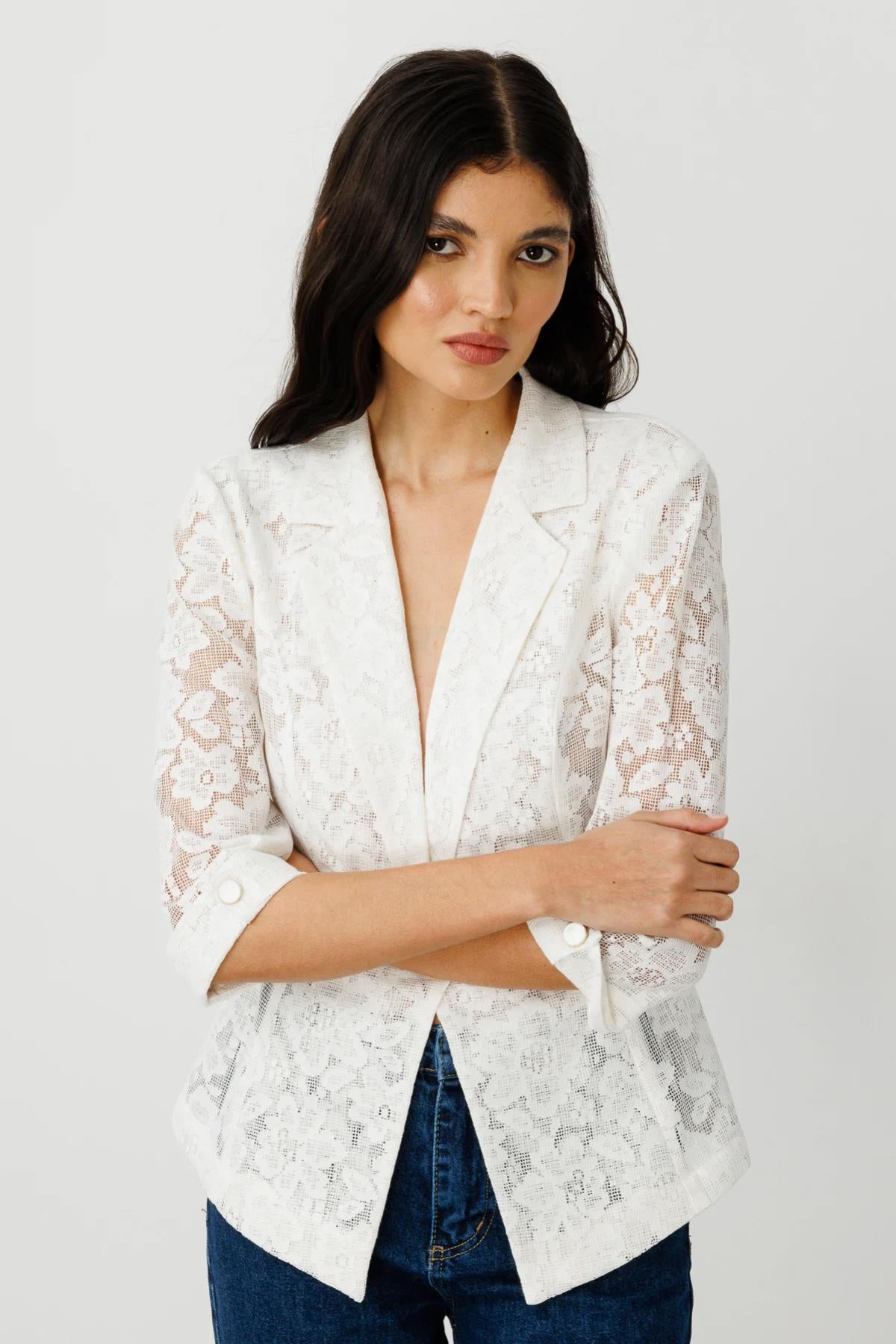 Katlamalı Kol Dantel Ceket