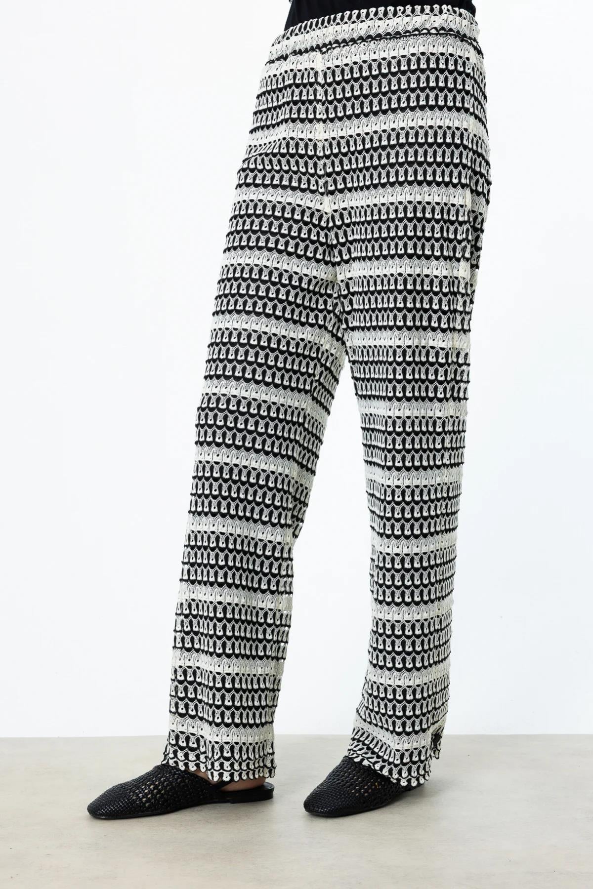 Beli Lastikli Dantelli Bol Paça Pantolon