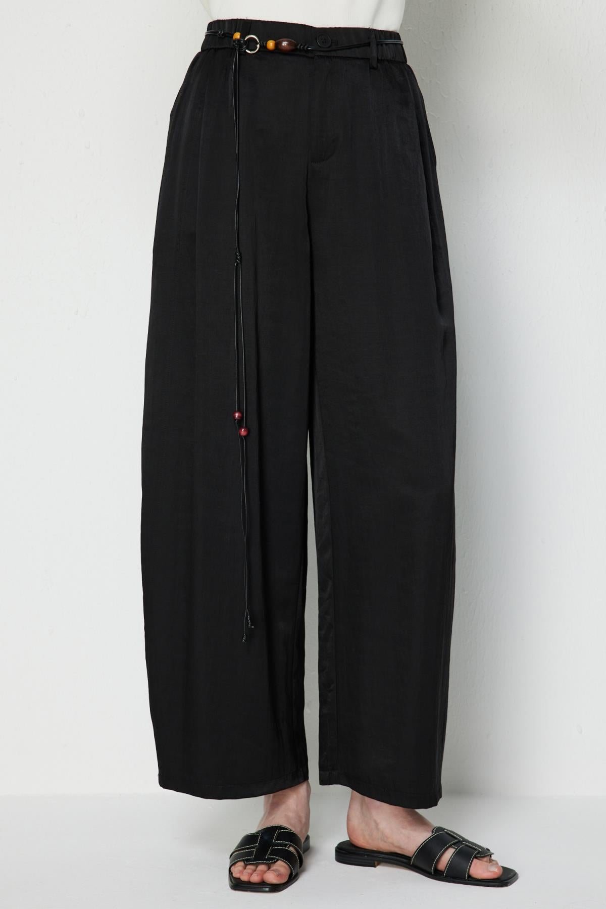 İp Kemerli Saten Pantolon