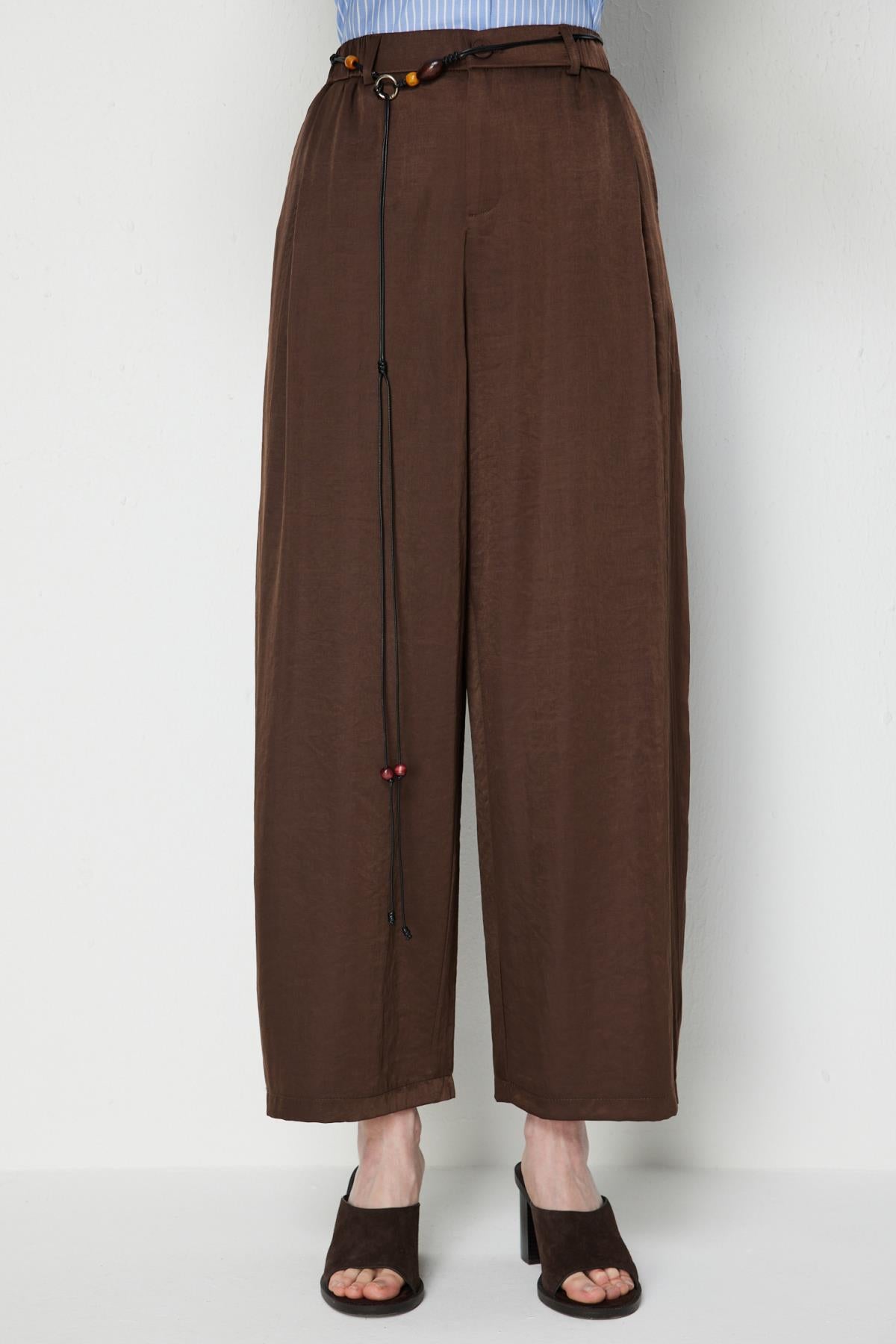 İp Kemerli Saten Pantolon