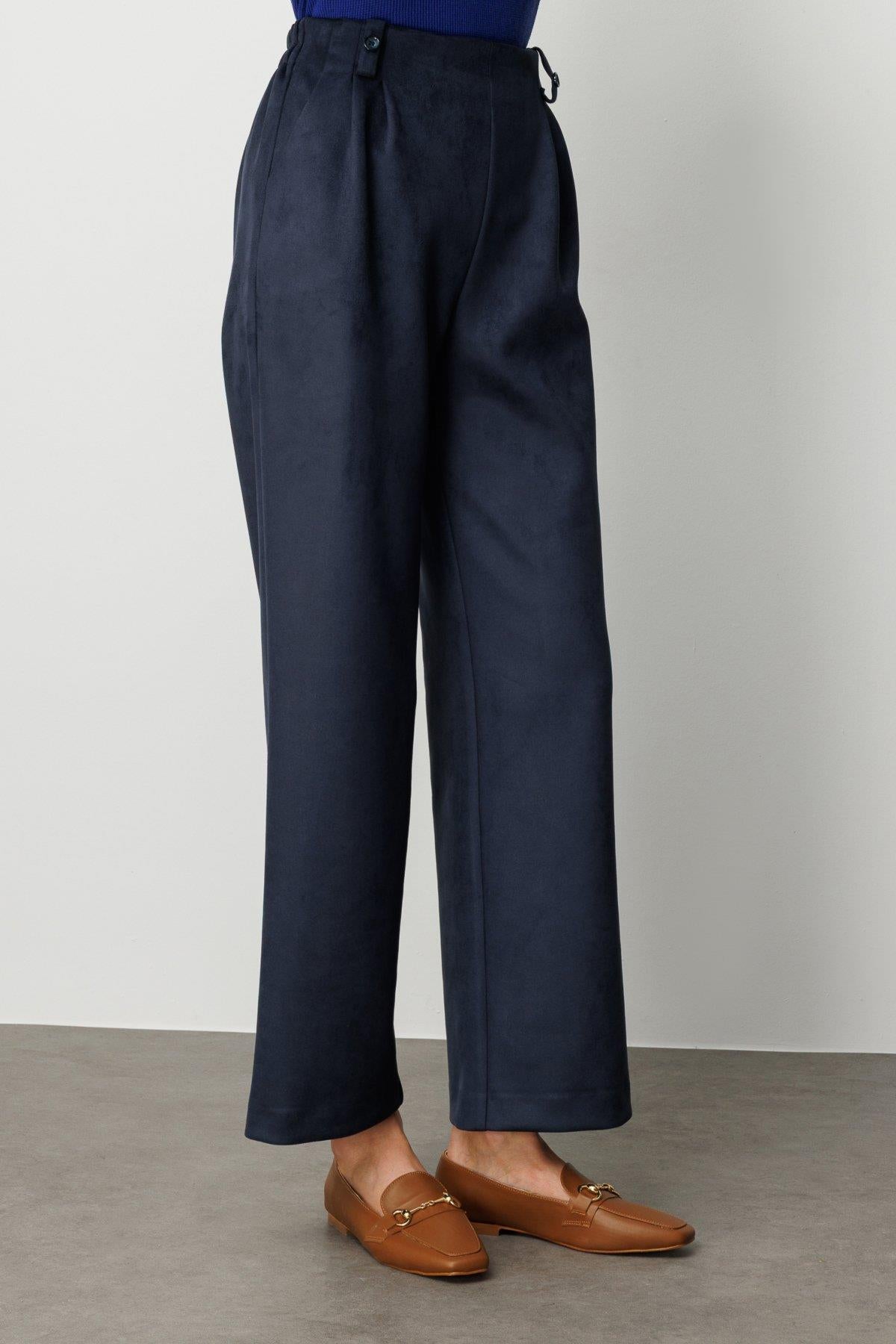 Elastic Waist and Pleated Chamois Leather Trousers