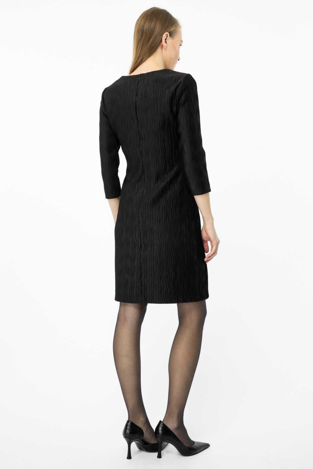 Round Neck Lycra Mini Dress