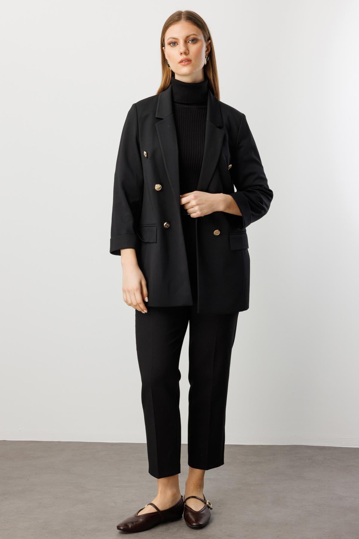 Kapak Cepli Duble Kol Büyük Beden Ceket