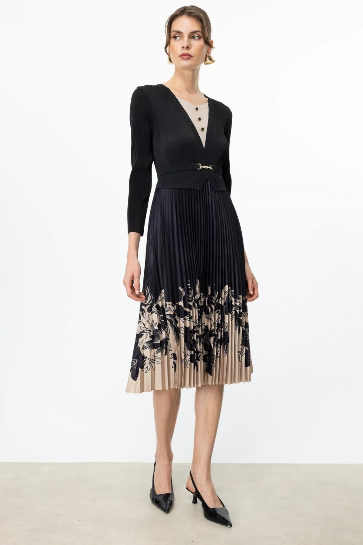 Piliseli Kumaş Desenli Midi Elbise