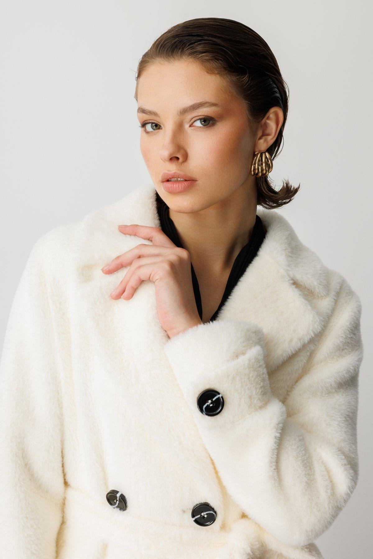 Beli Kuşaklı Peluş Kaban