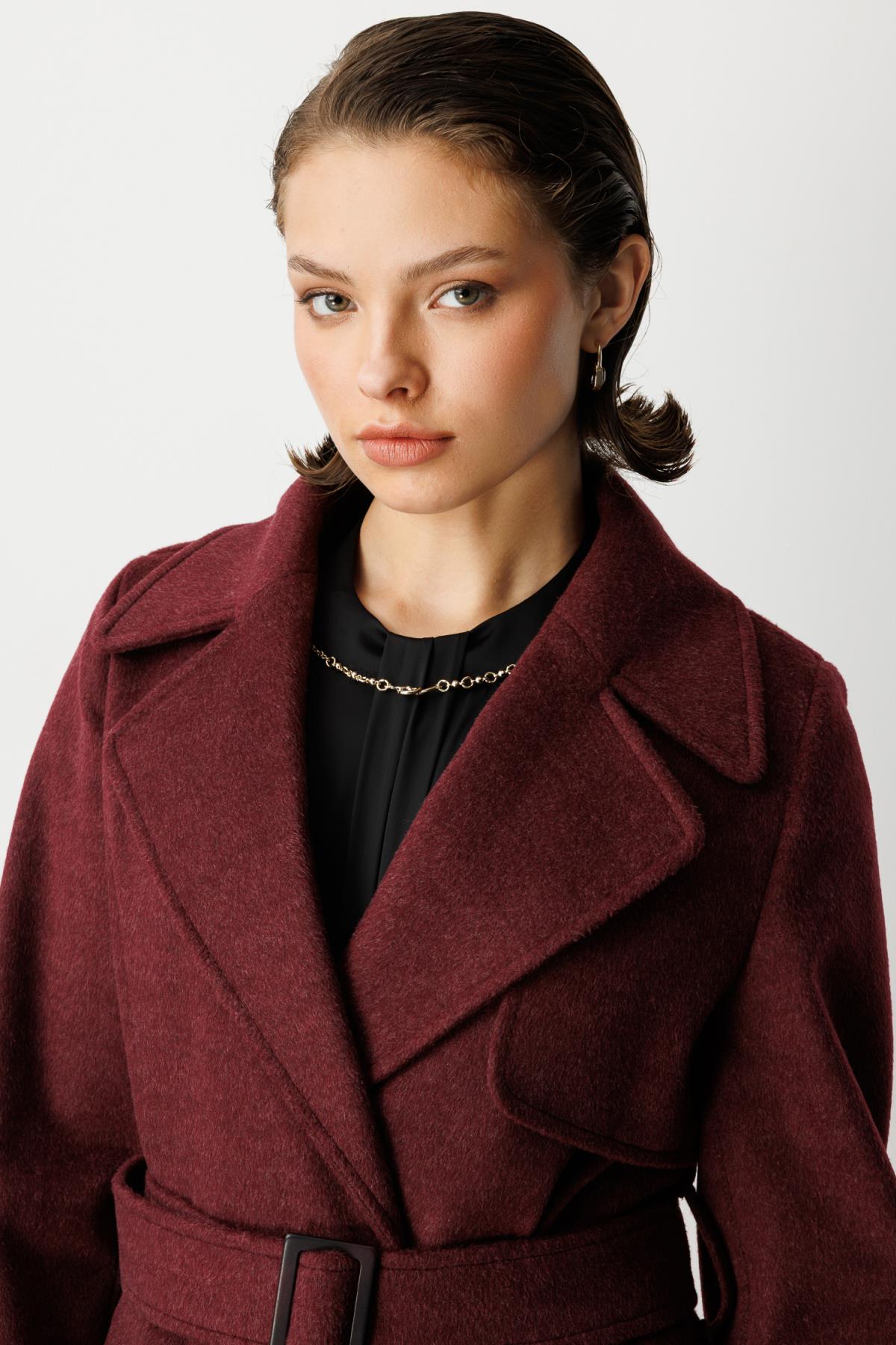 Beli Kuşaklı Kruvaze Kaşe Kaban