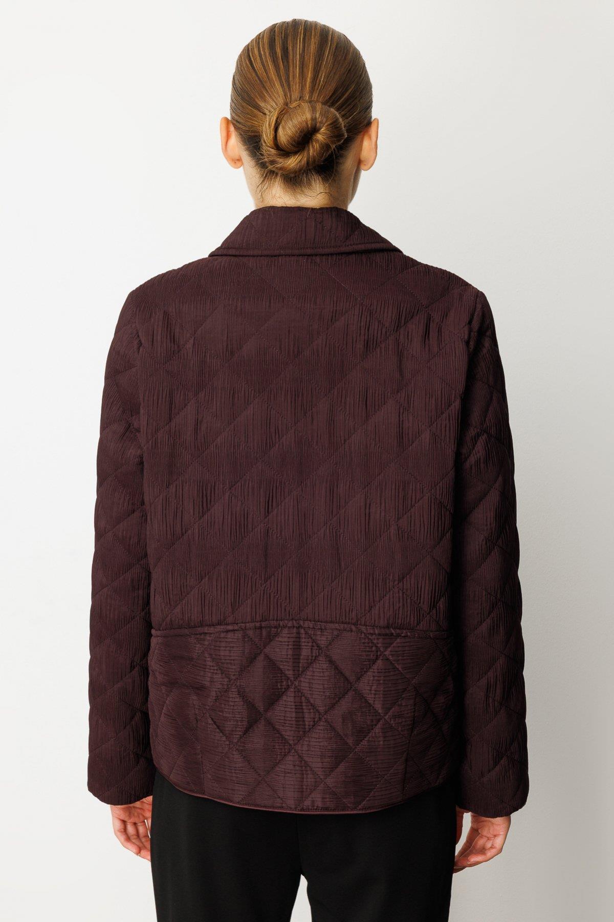 Dokulu Çıtçıtlı Kapitone Mont