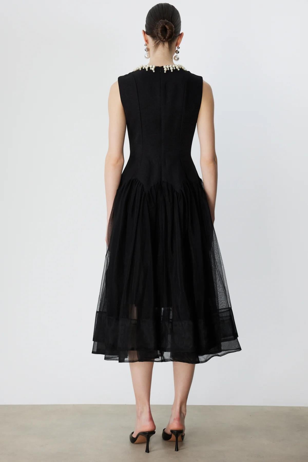 Yakası İncili Eteği Tül Midi Elbise