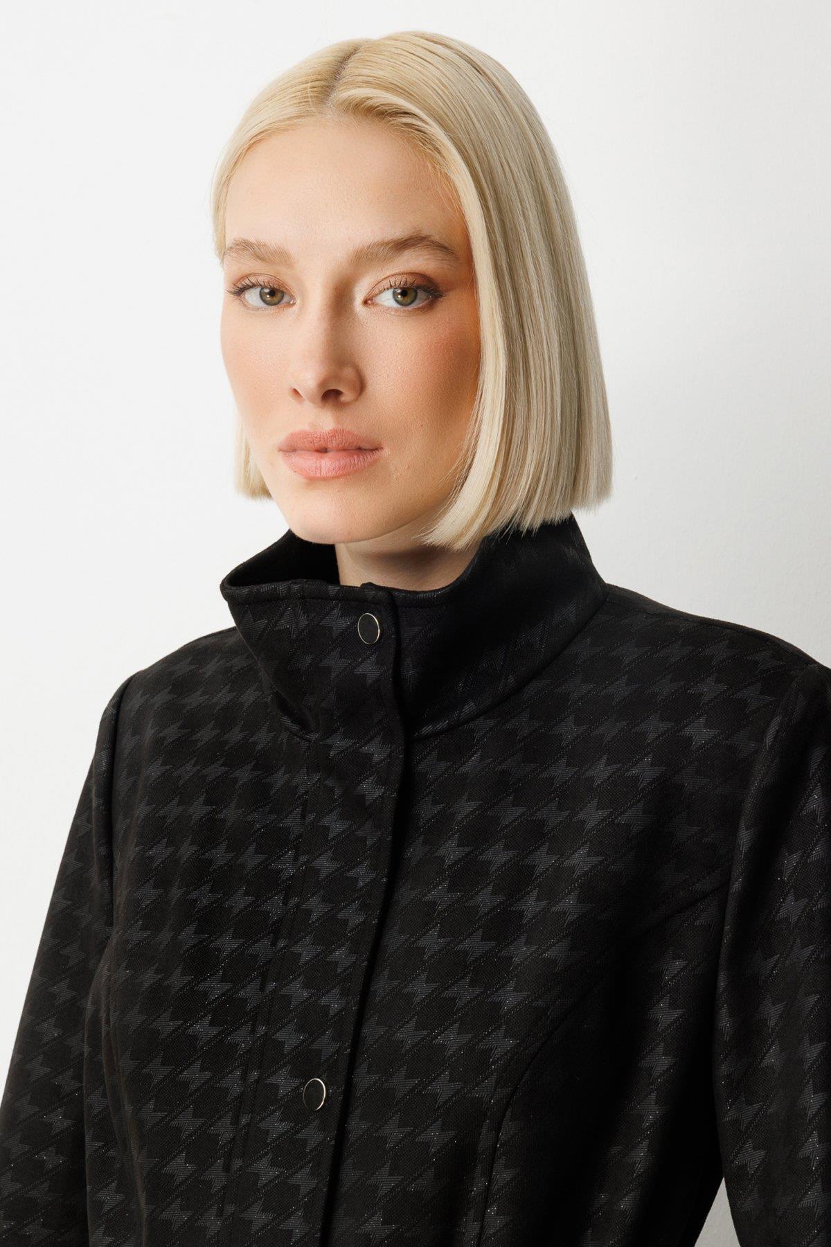 Houndstooth Patterned Jacket with Epauletted Sleeves