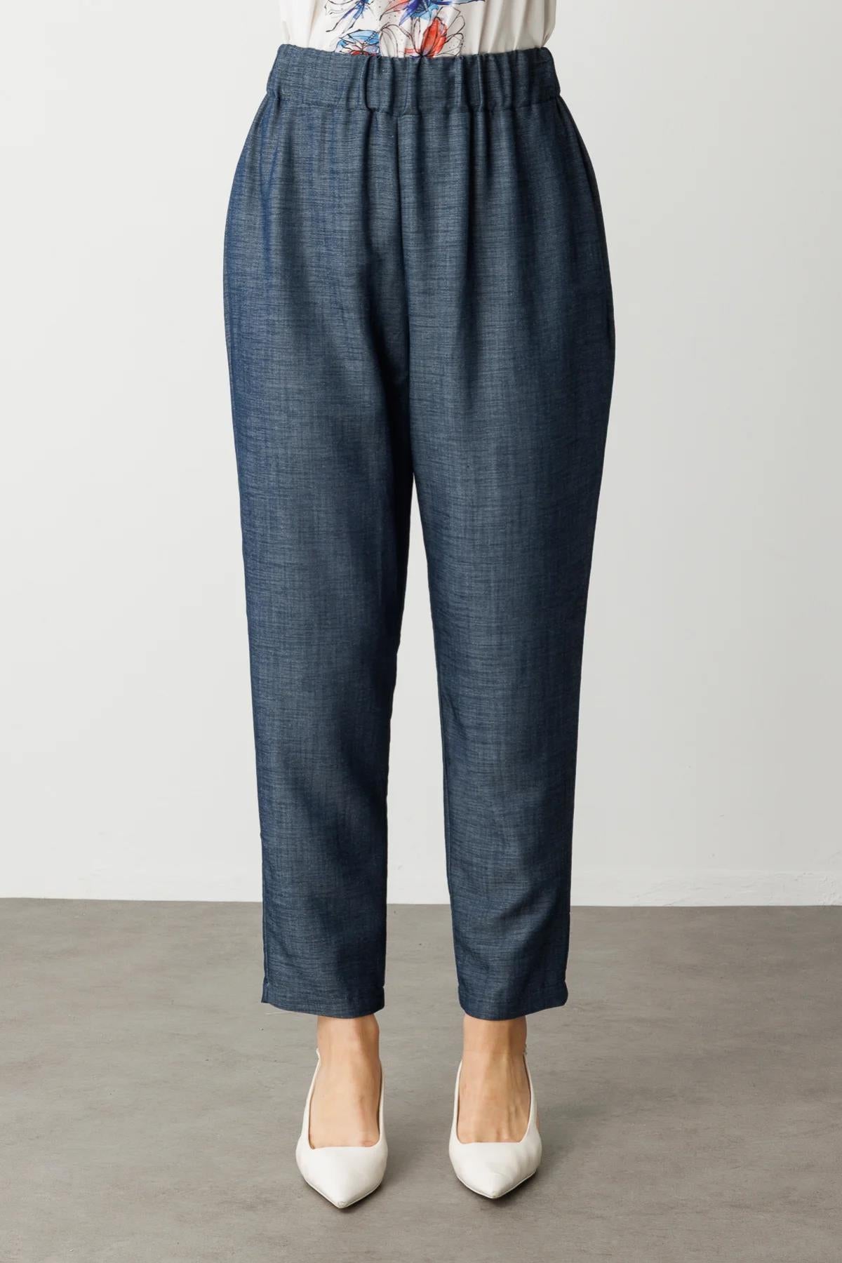 Elastic Waist Tube Leg Plus Size Jeans