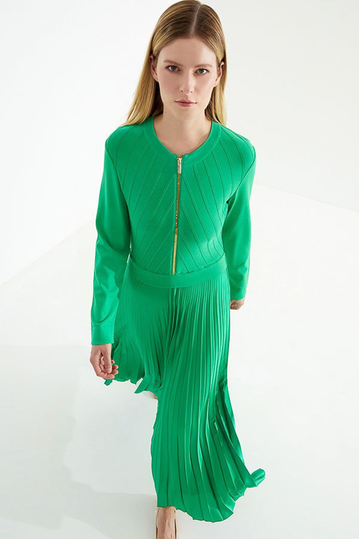 Eteği Saten Piliseli Triko Elbise - Eser Giyim