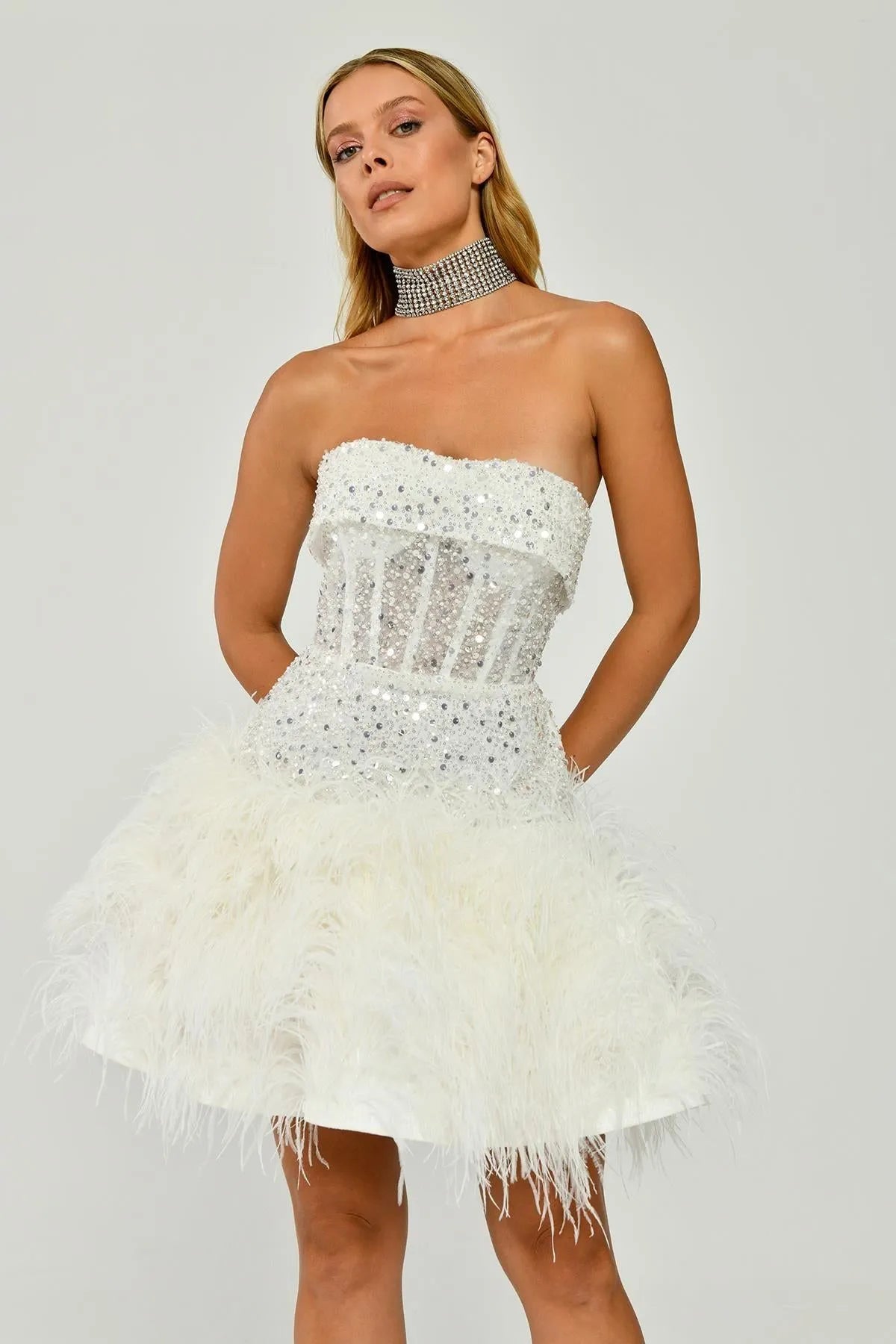 Etek Ucu Otrişli Payetli Mini Abiye Elbise