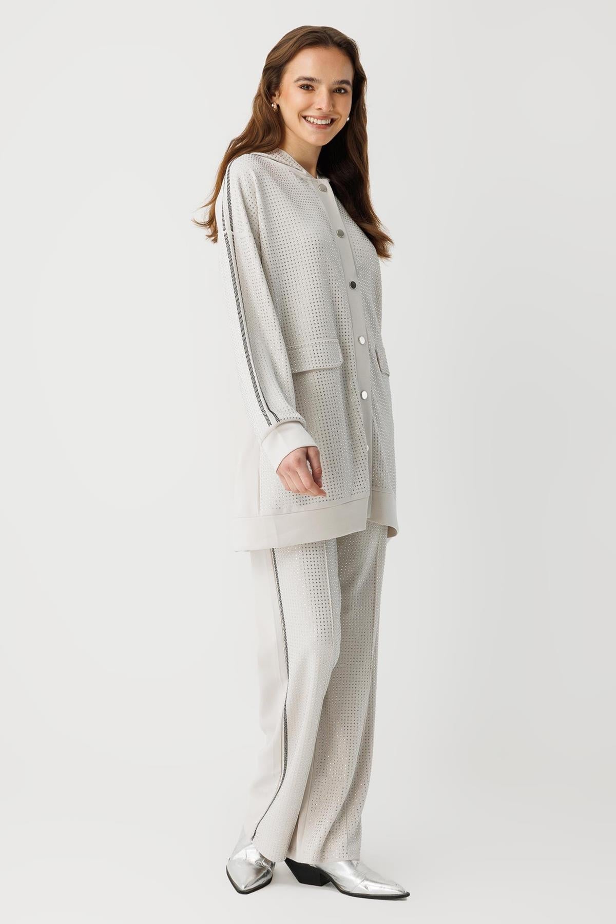 Işıltı Detaylı Kapüşonlu Ceket Ve Pantolon Takım