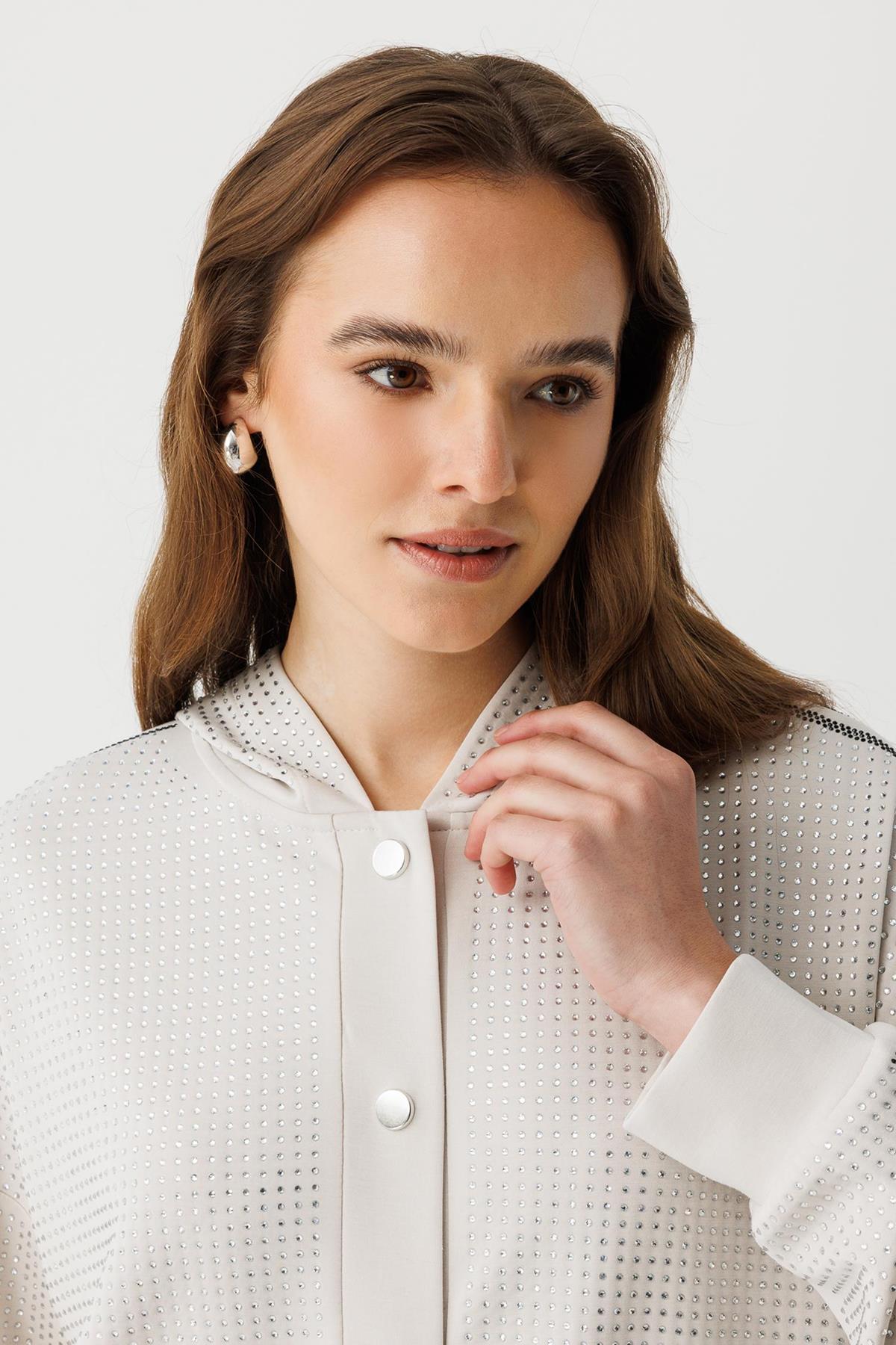 Işıltı Detaylı Kapüşonlu Ceket Ve Pantolon Takım