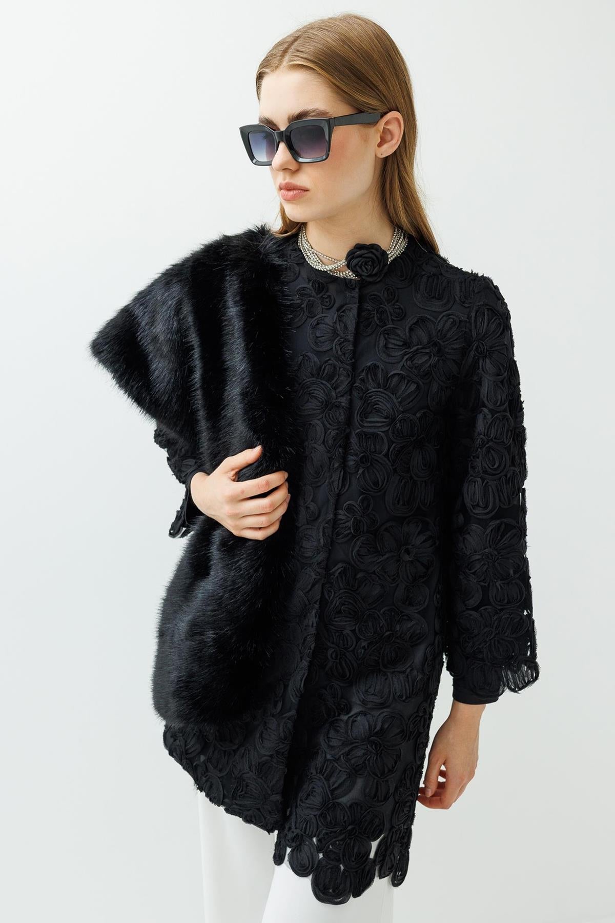 Three-Dimensional Flower Detailed Jacket