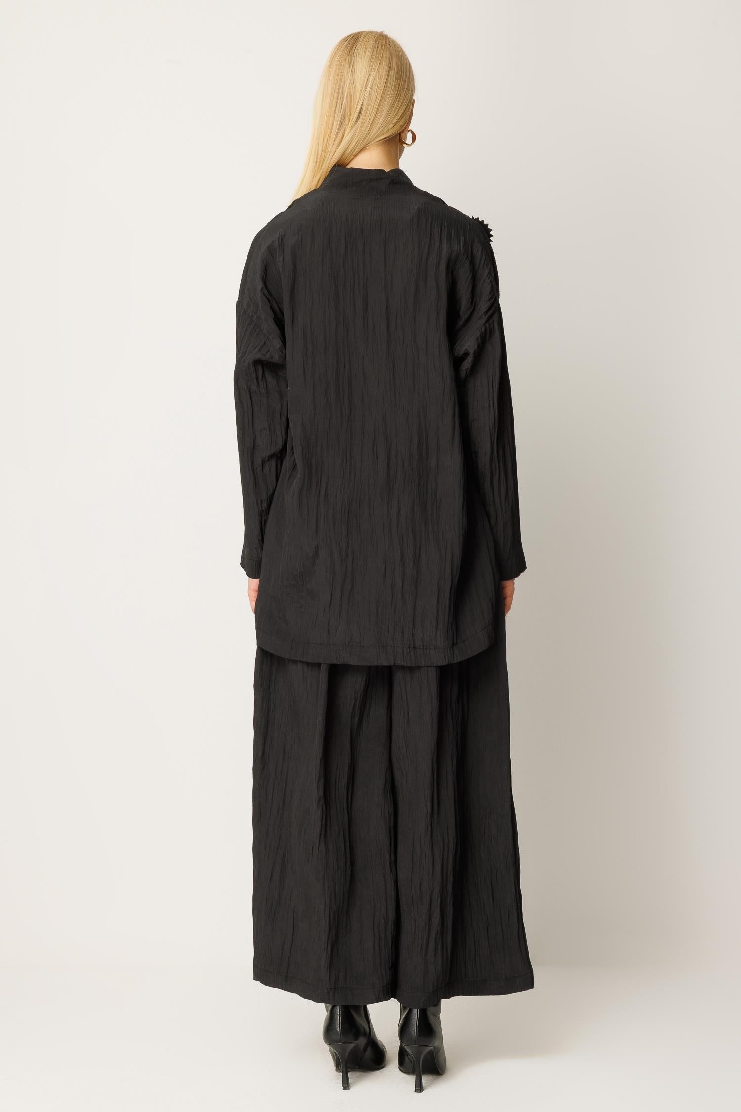Three-Dimensional Flower Detailed Tunic Trouser Set