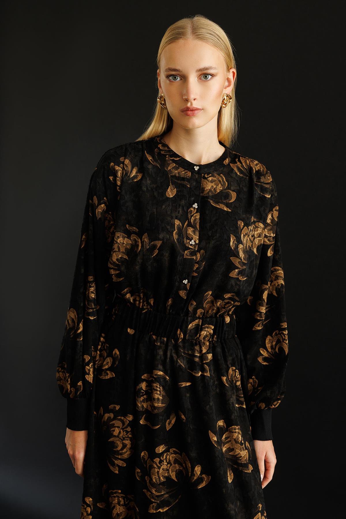 Astarlı Desenli Şifon Elbise