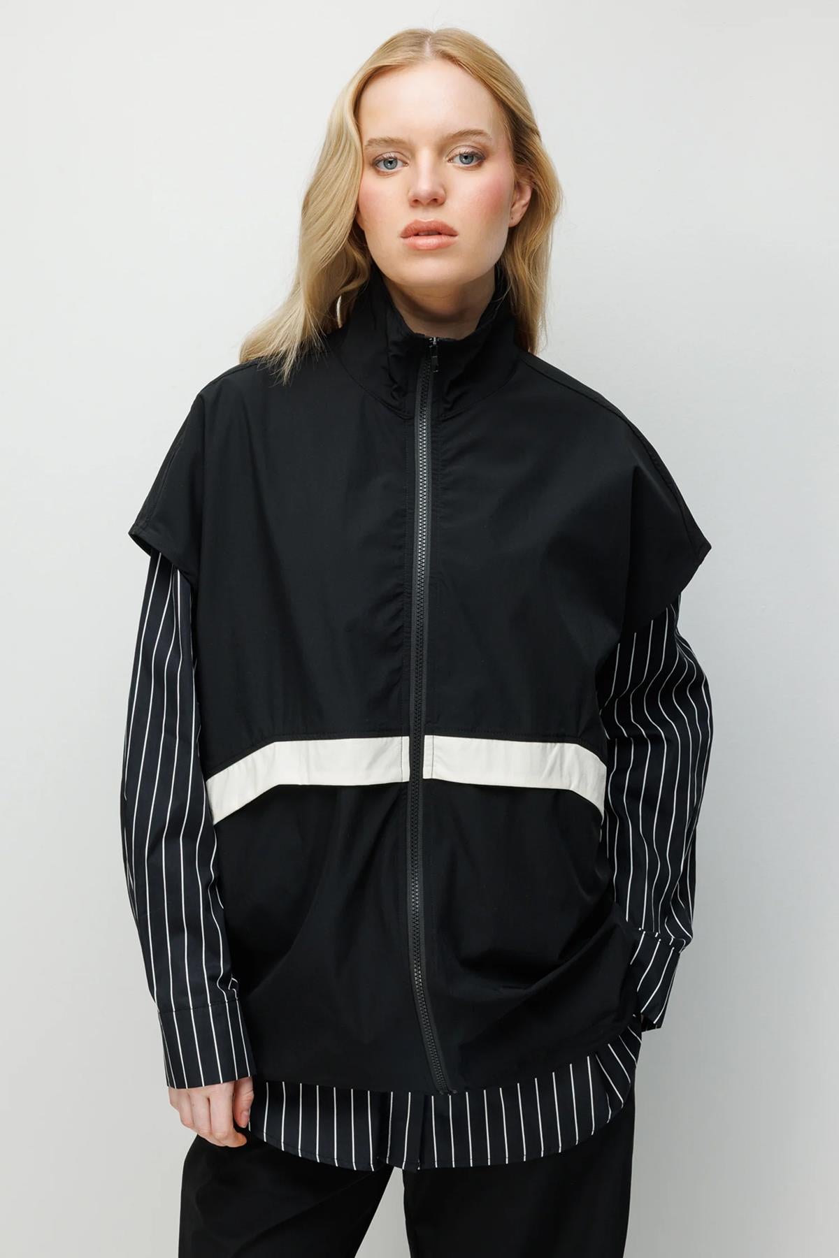 Fermuarlı Yelek Ve Pantolon İkili Takım