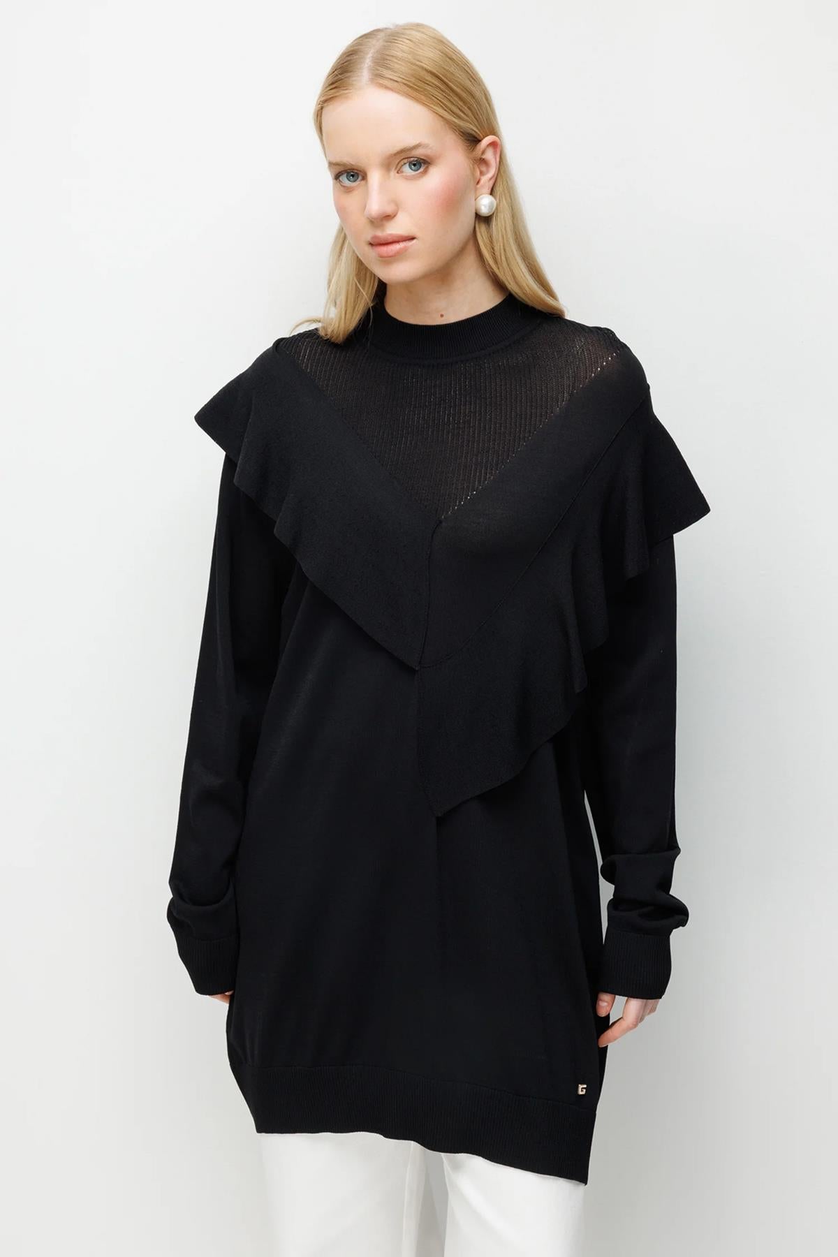 Ön Fırfır Detaylı Triko Tunik