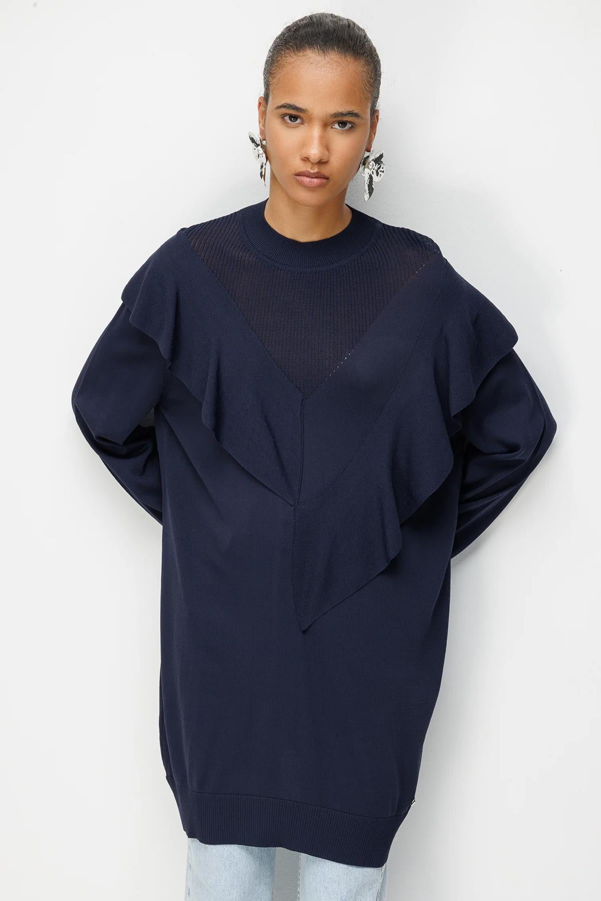 Ön Fırfır Detaylı Triko Tunik