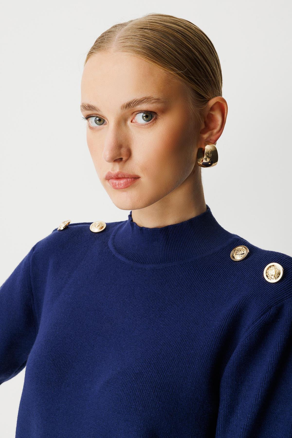 Metal Düğmeli Triko Kısa Tunik