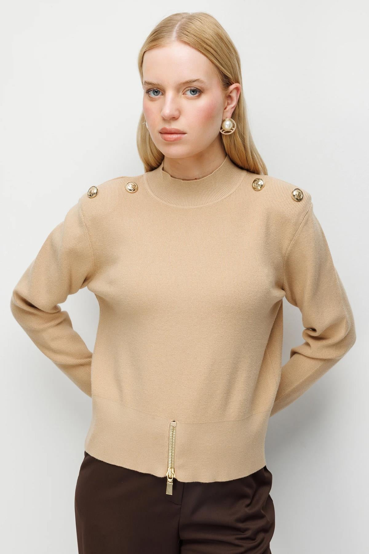 Metal Düğmeli Triko Kısa Tunik