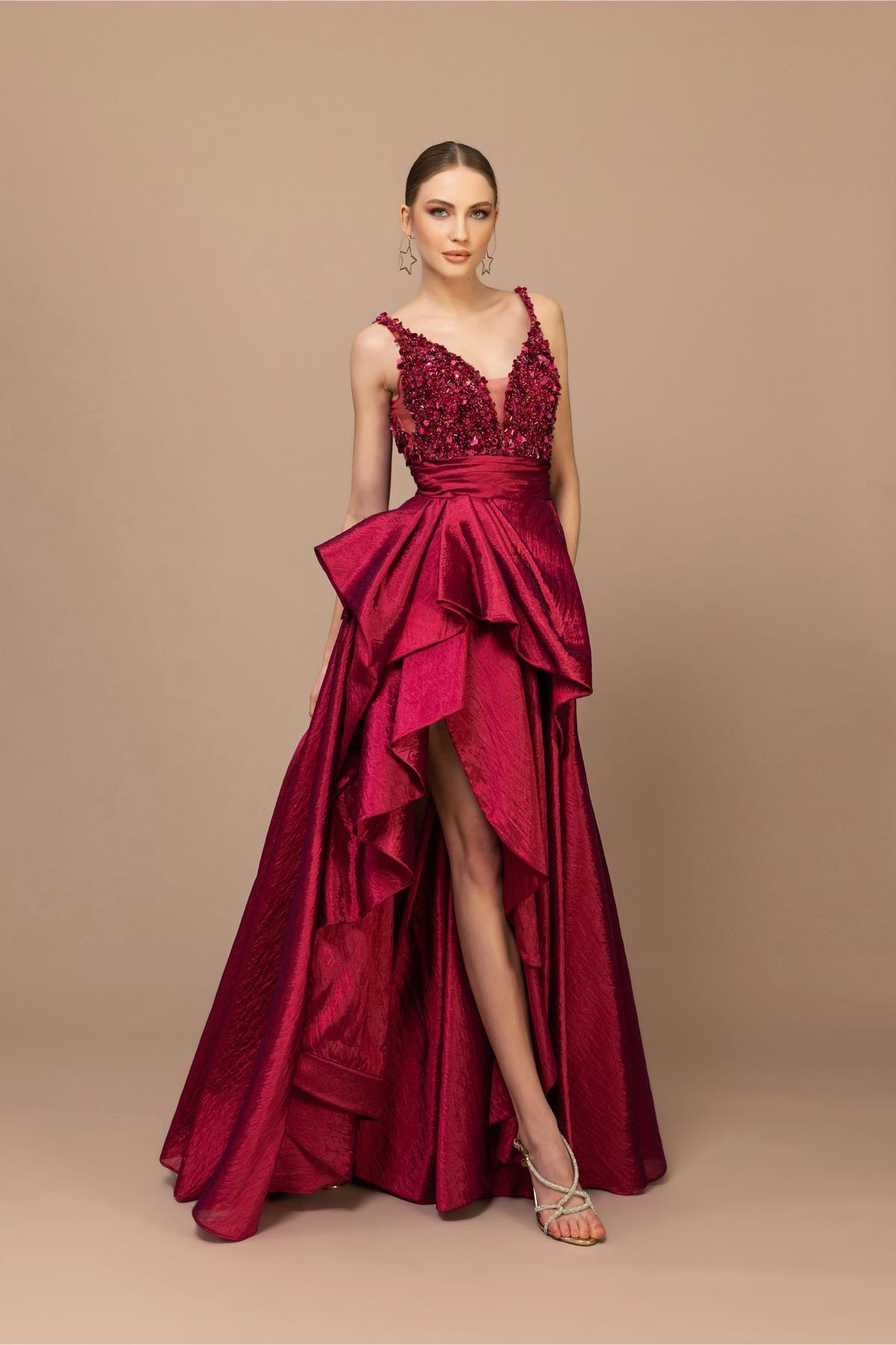 Göğüs Detaylı Önü Payetli Elbise - Eser Giyim