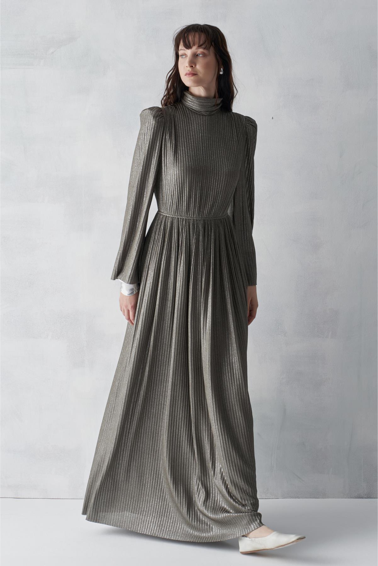 Kendinden Desenli Simli Bel Büzgü Kemerli Elbise - Eser Giyim