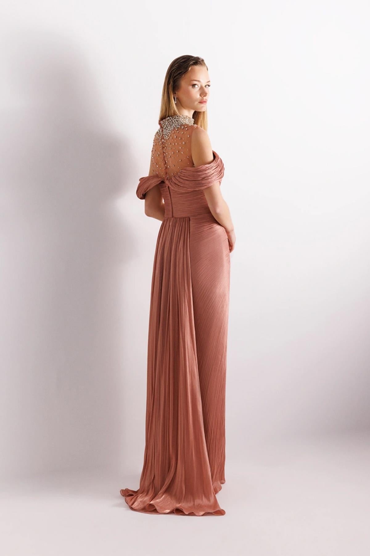 Pleated Tail Evening Dress with Neck Embroidery Detail