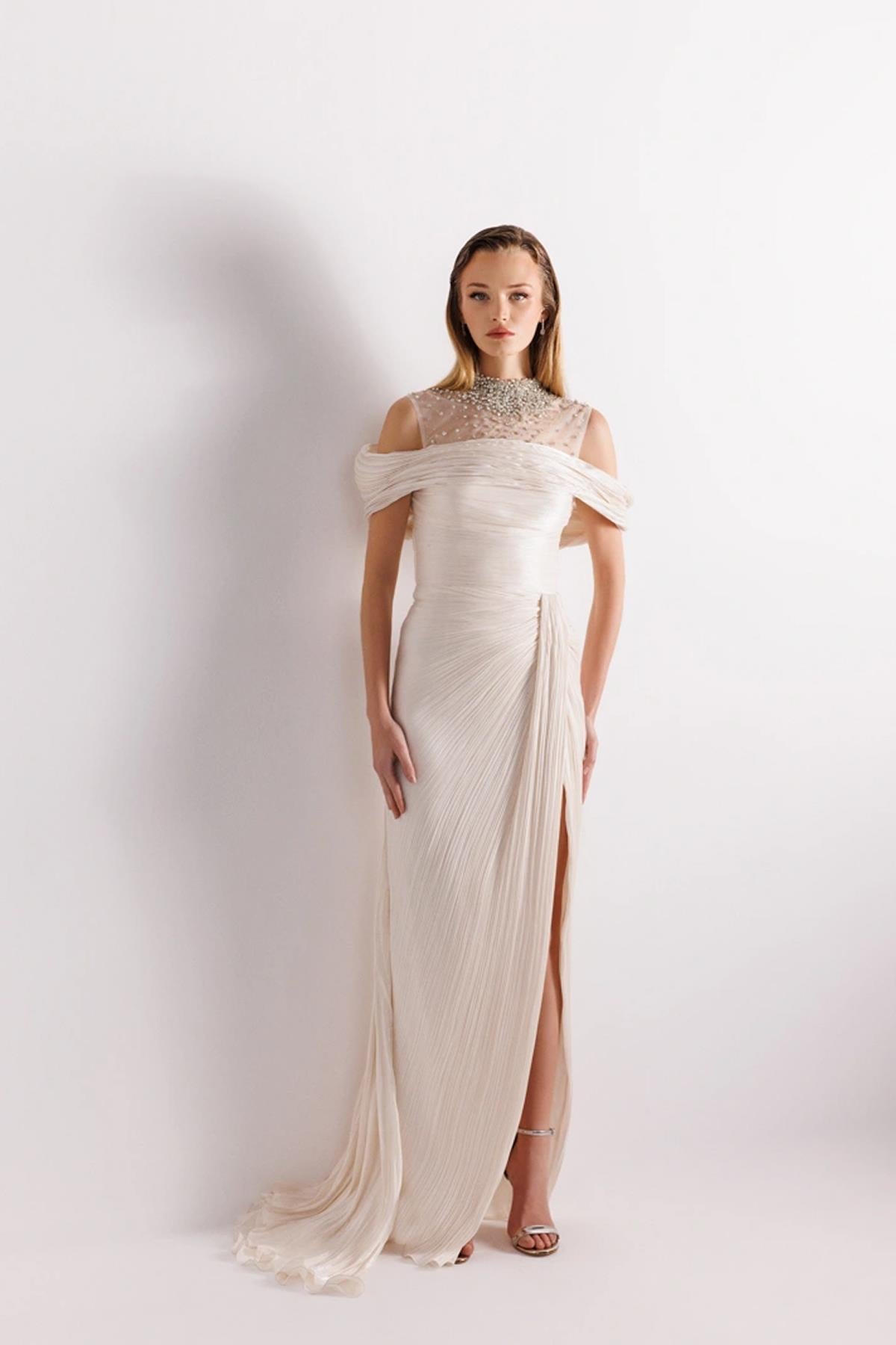 Pleated Tail Evening Dress with Neck Embroidery Detail