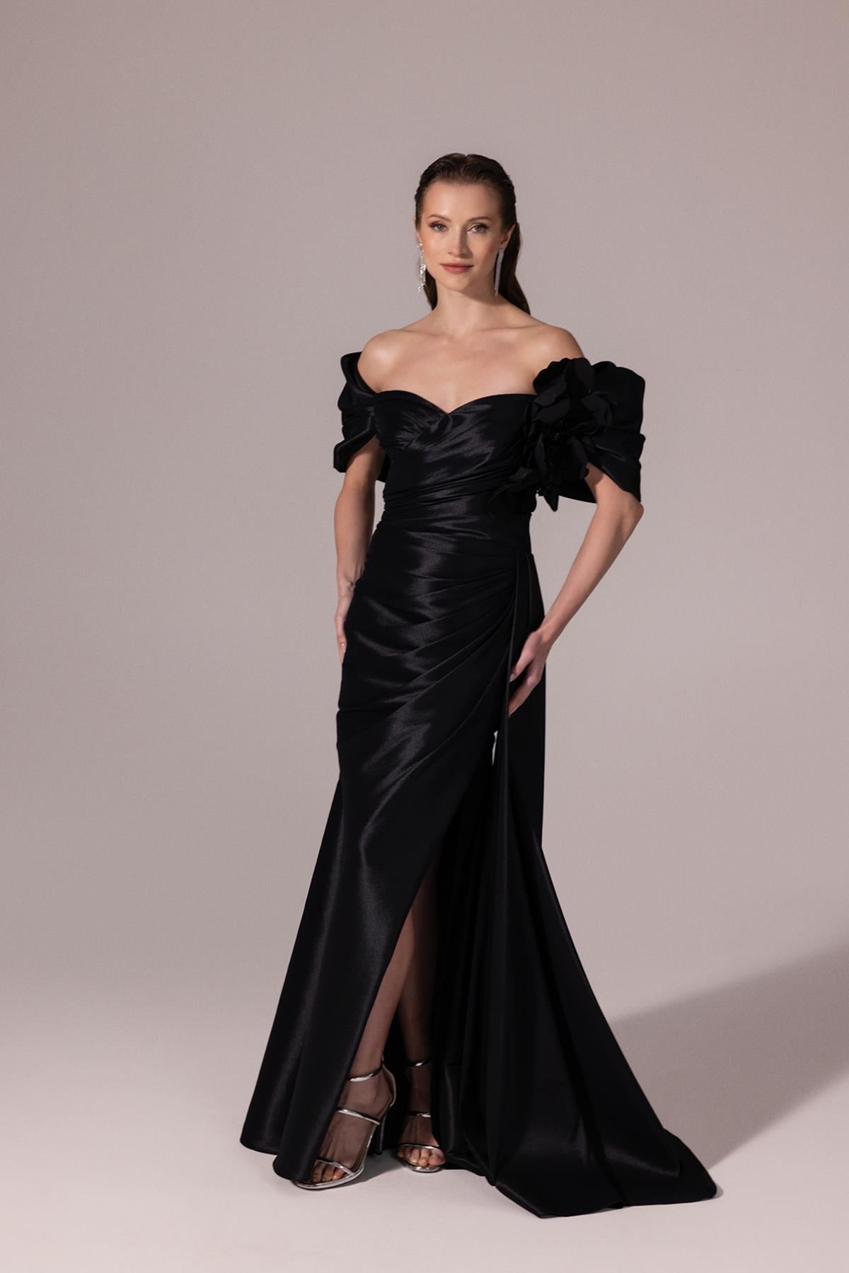 Düşük Kol Çiçek Detaylı Tafta Abiye Elbise