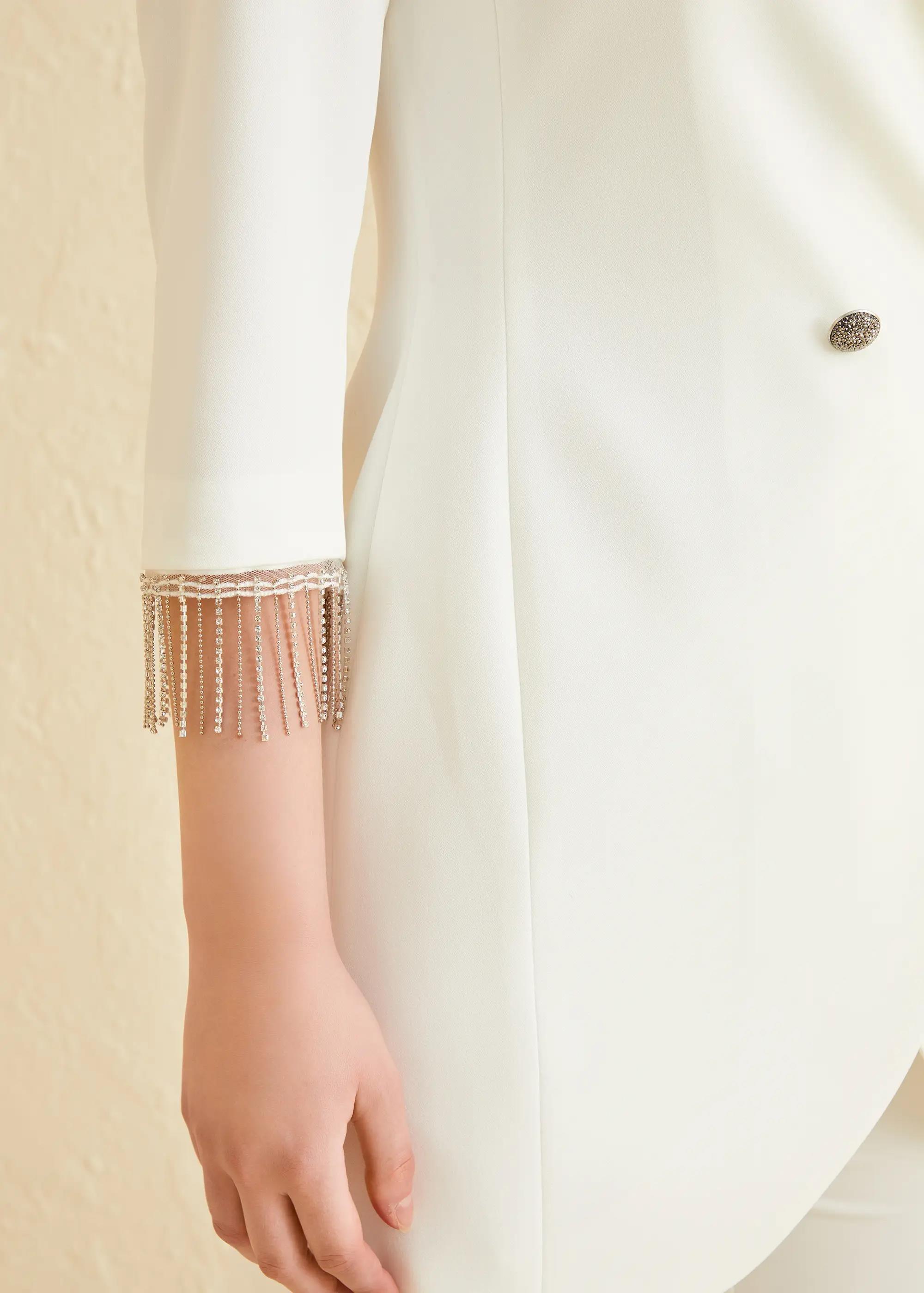 Garni Kol ve Yakası Taş Detaylı Kadın Ceket - Eser Giyim