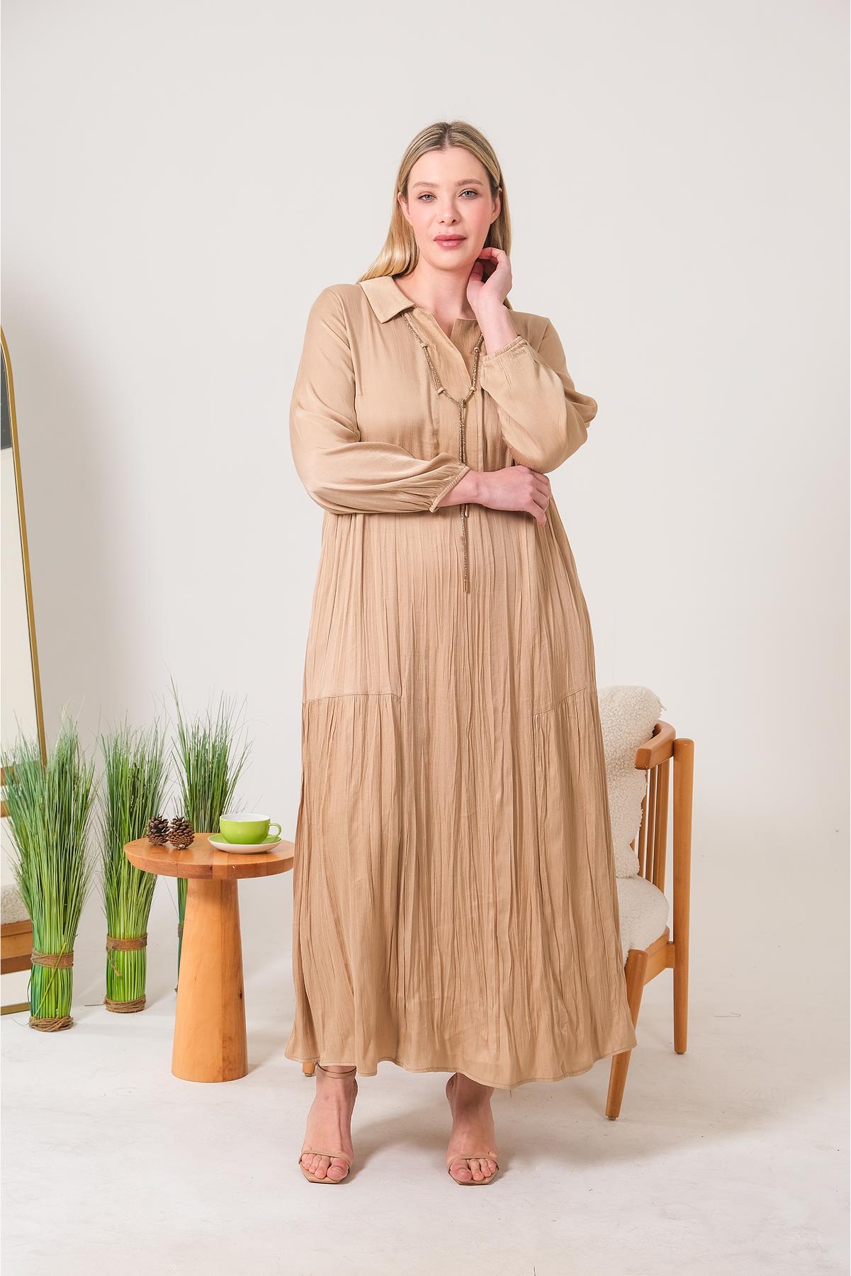 Chain Detailed Crepe Plus Size Dress