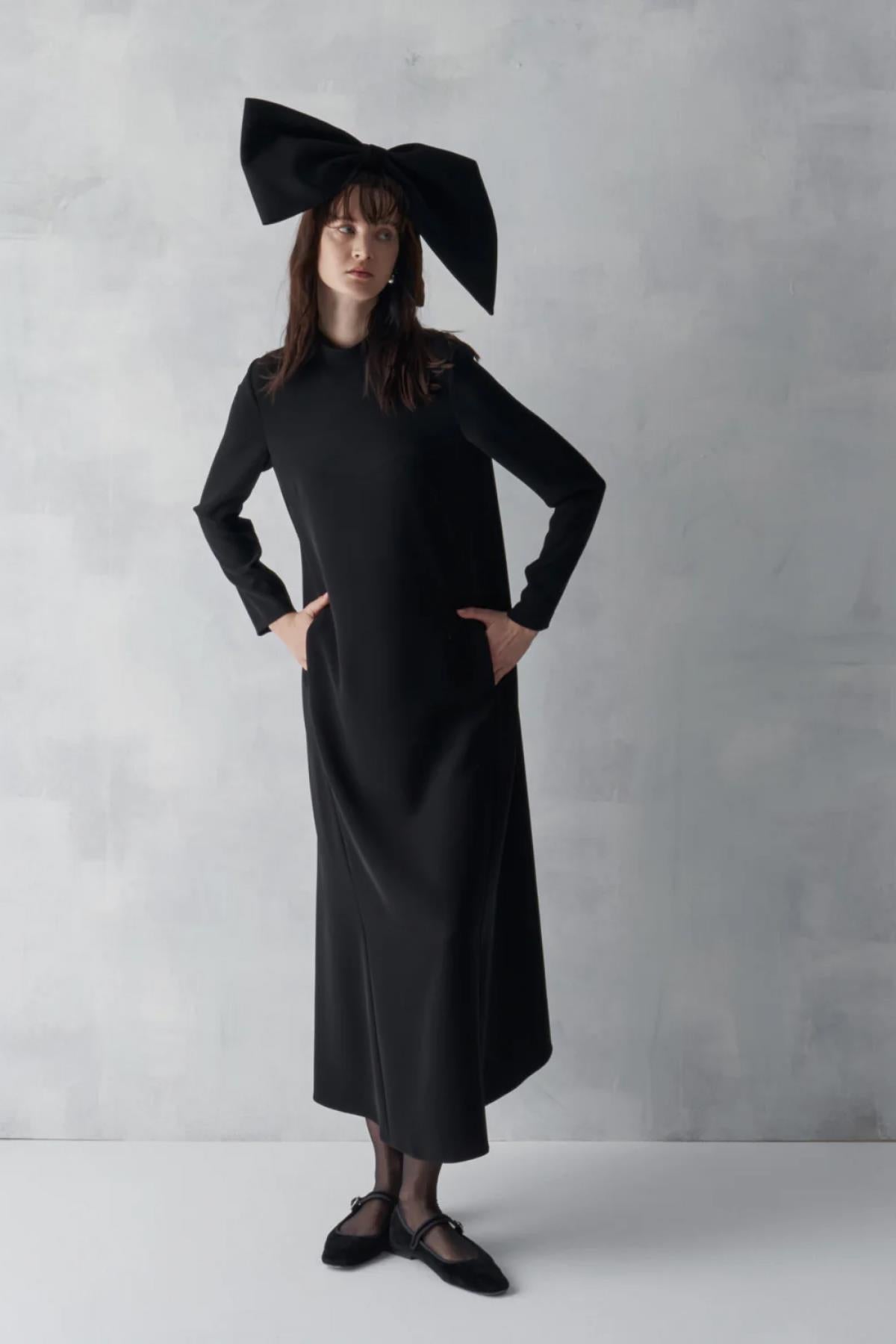 Black Long Dress with Pocket Details