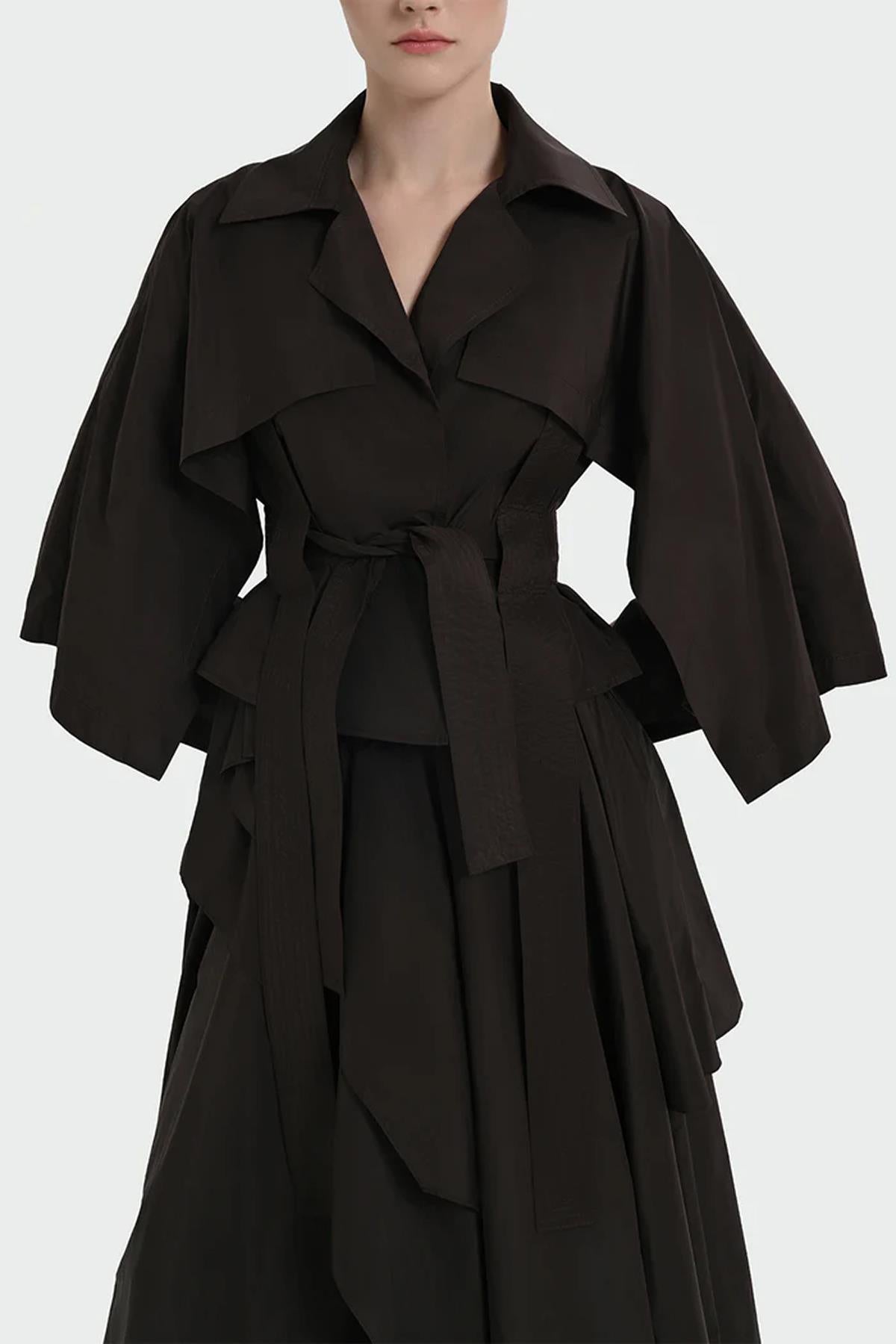 Katmanlı Kol Beli Bağlamalı Ceket