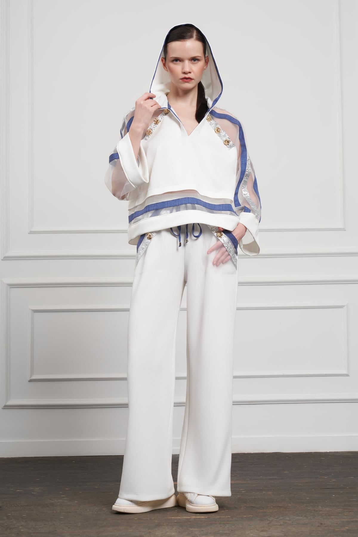 Organza Hooded and Sleeve Detailed Short Blouse