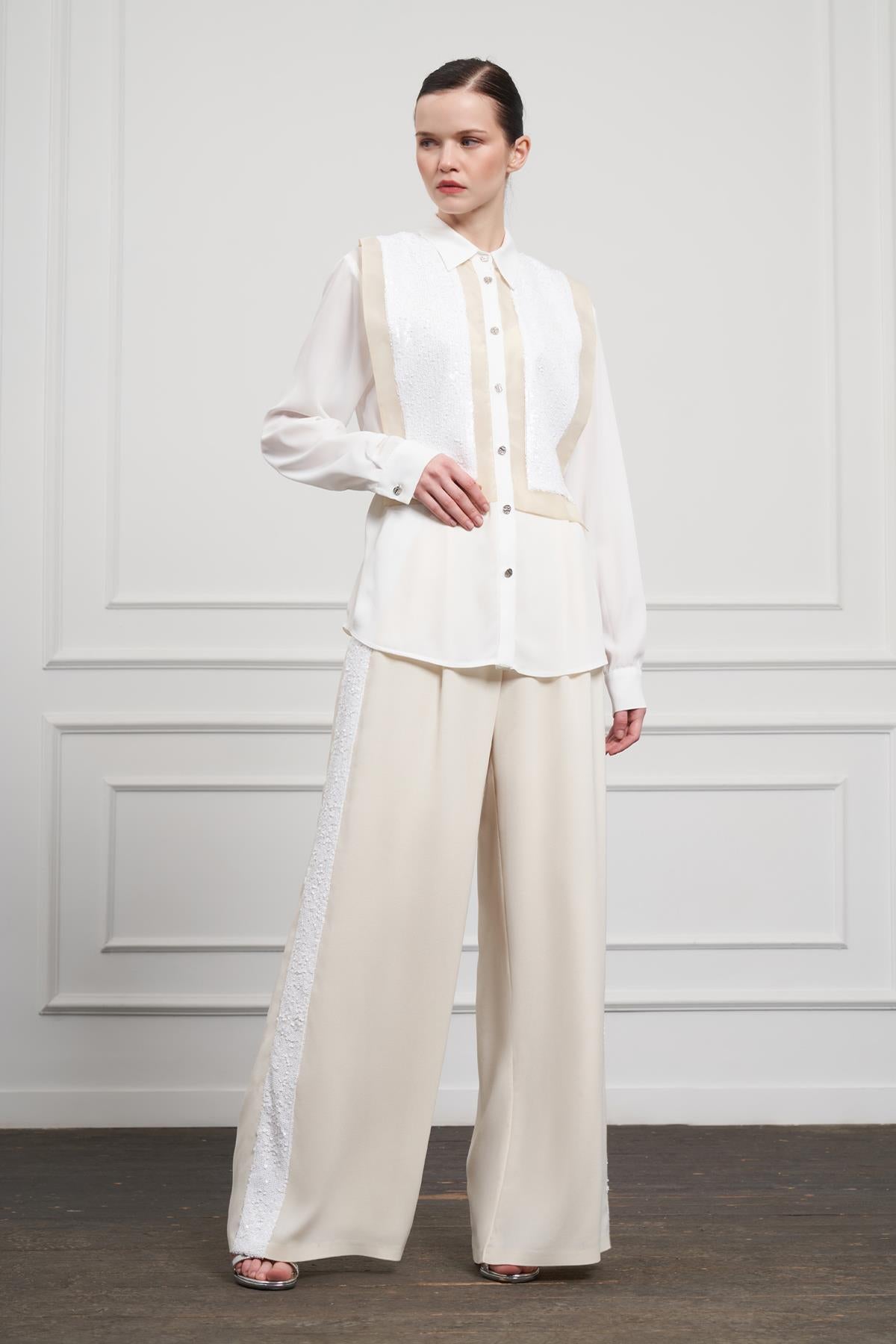 بنطلون بنقوش جانبية زهرية