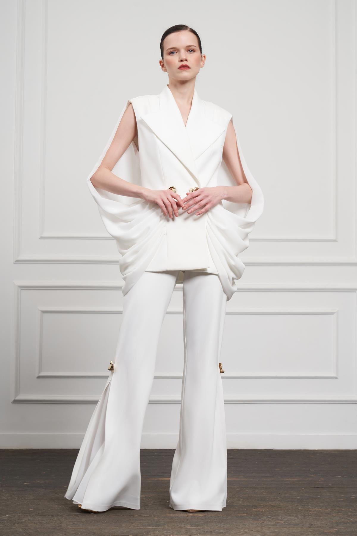 Şifon Garnili Büyük Düğmeli Ceket