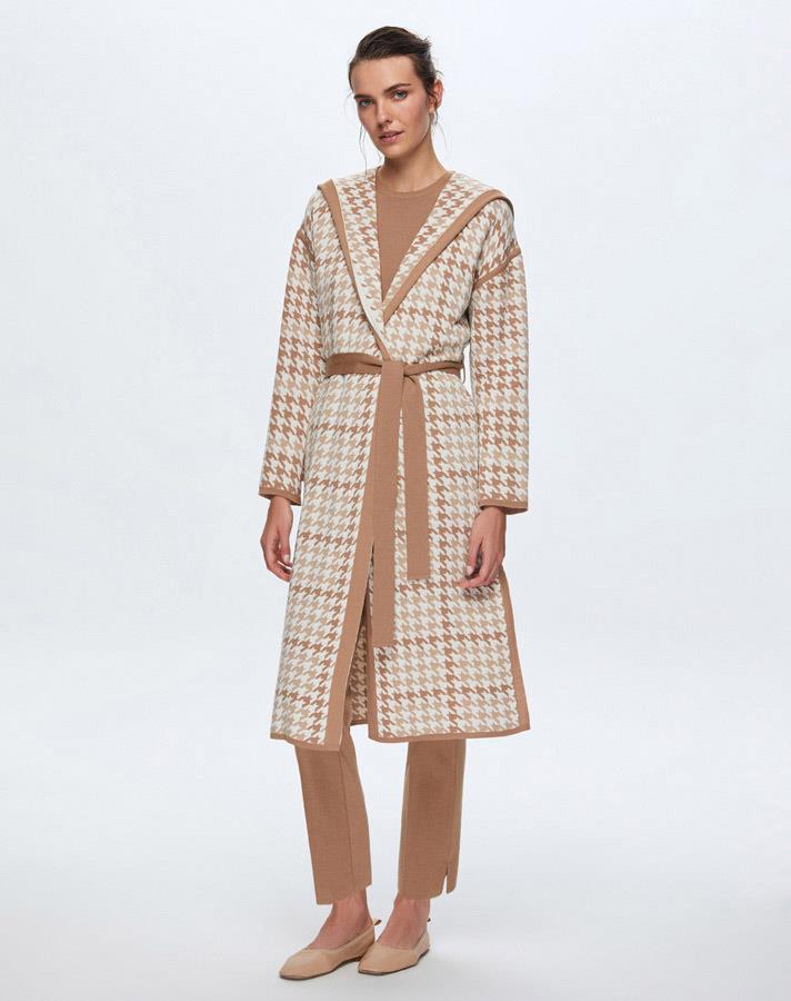 Kazayağı Desenli Kuşaklı Kapüşonlu Uzun Hırka