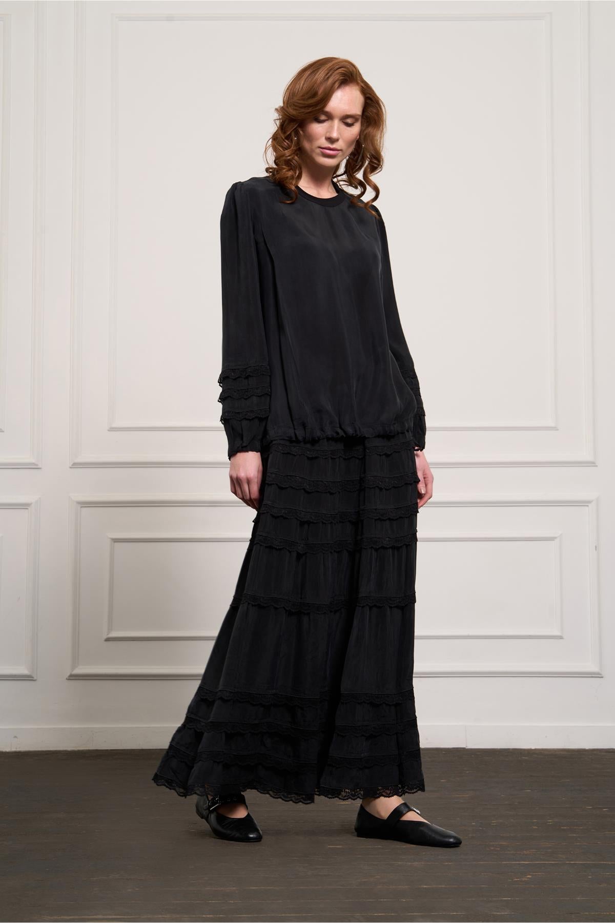 Lace Detailed Cupro Skirt Set