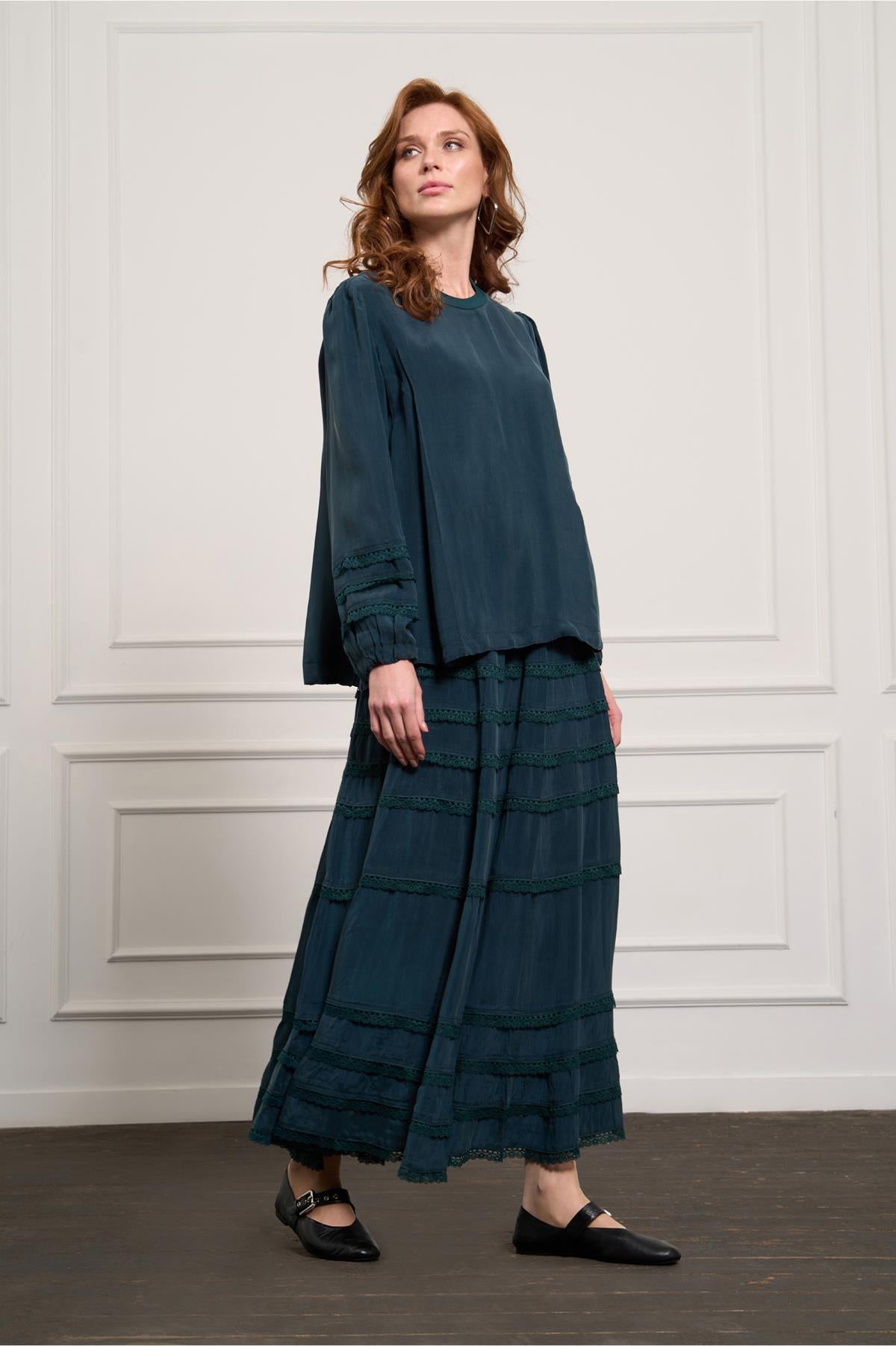 Lace Detailed Cupro Skirt Set