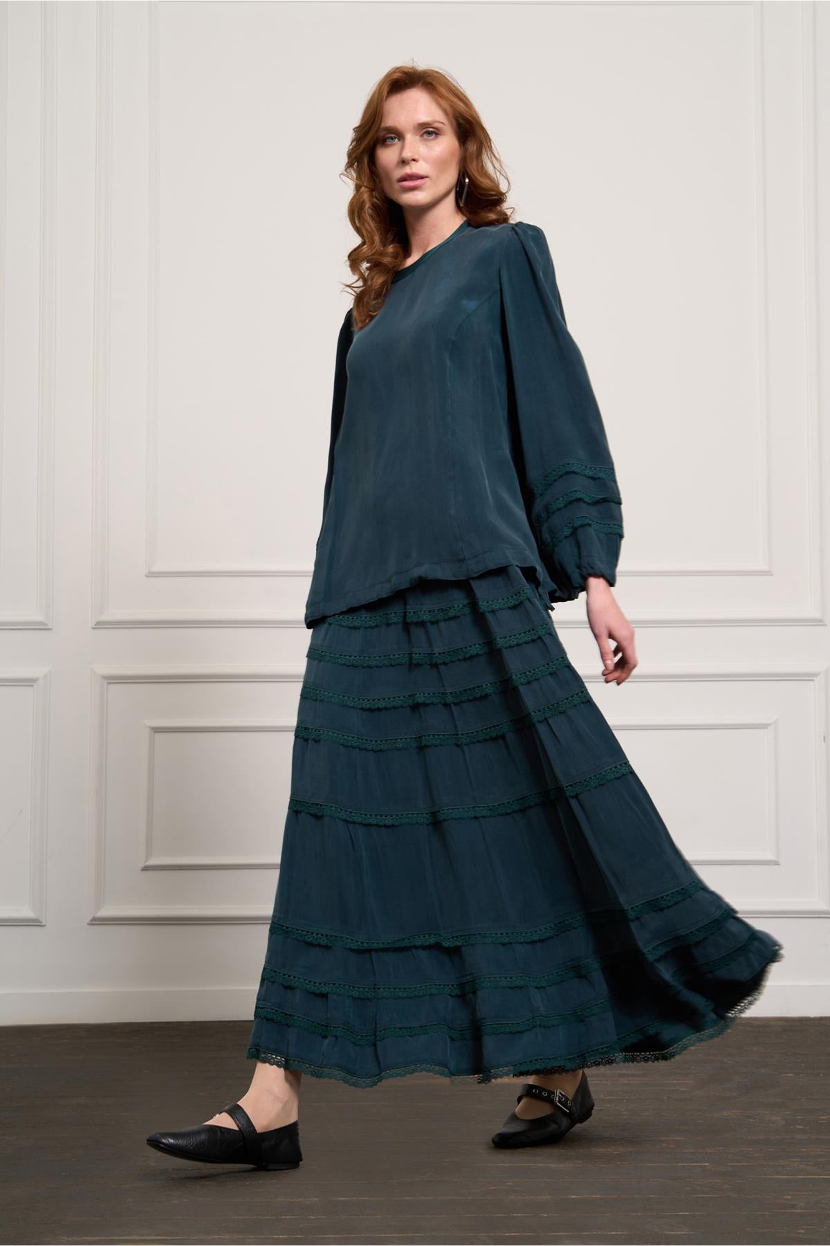 Lace Detailed Cupro Skirt Set