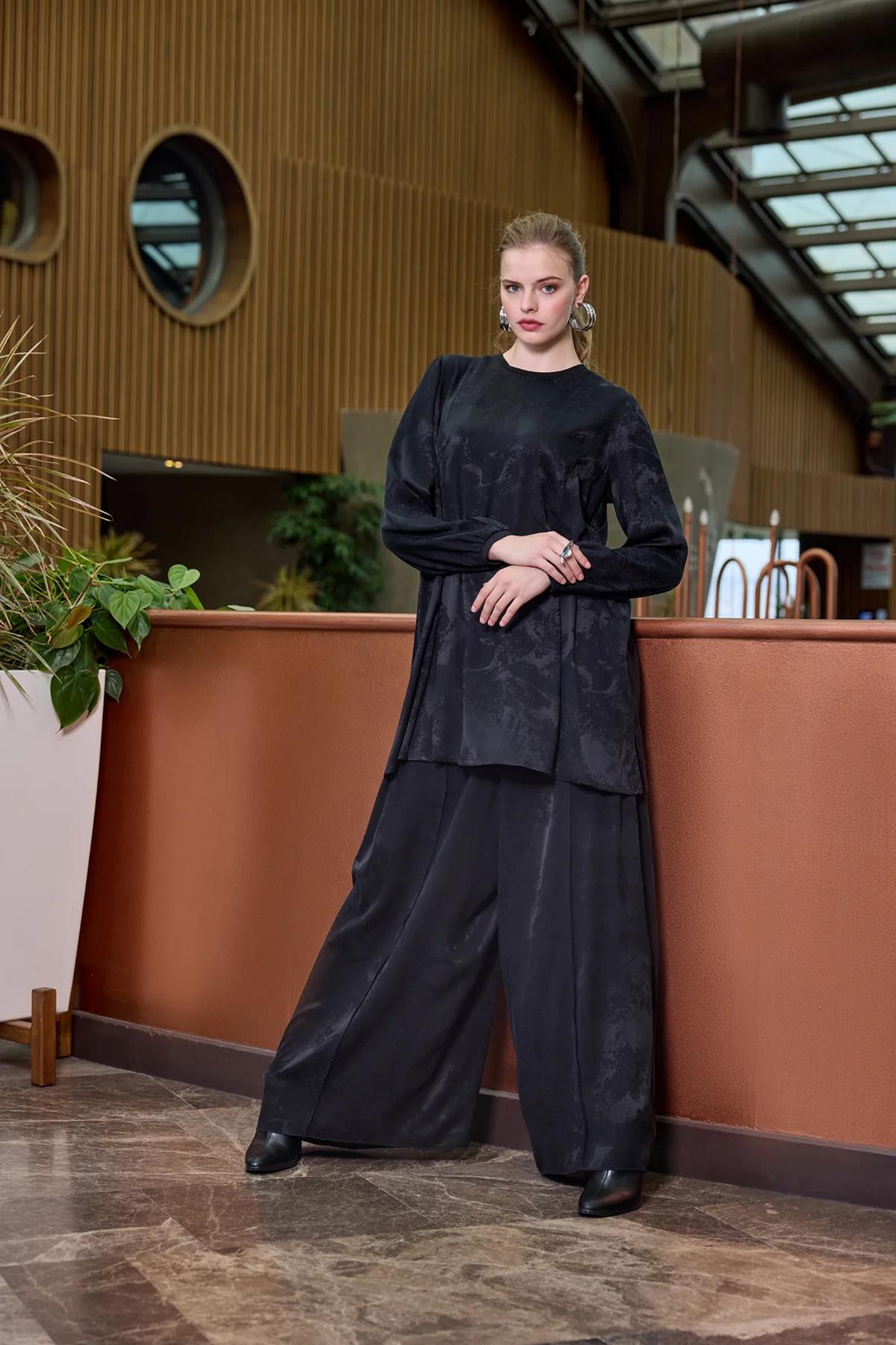 Self-Patterned Cupro Tunic Trouser Set